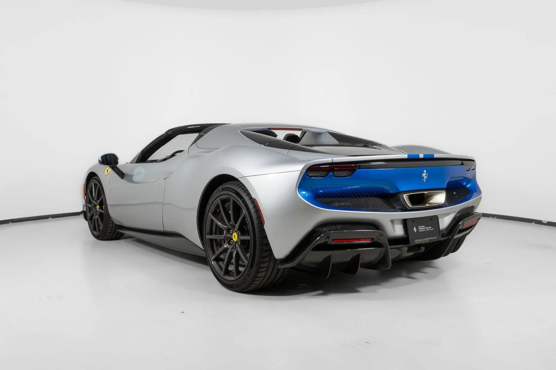 mph006_2506482167_ee54ffcf4acb75a145076b79444c81f2_7ffc6774c5