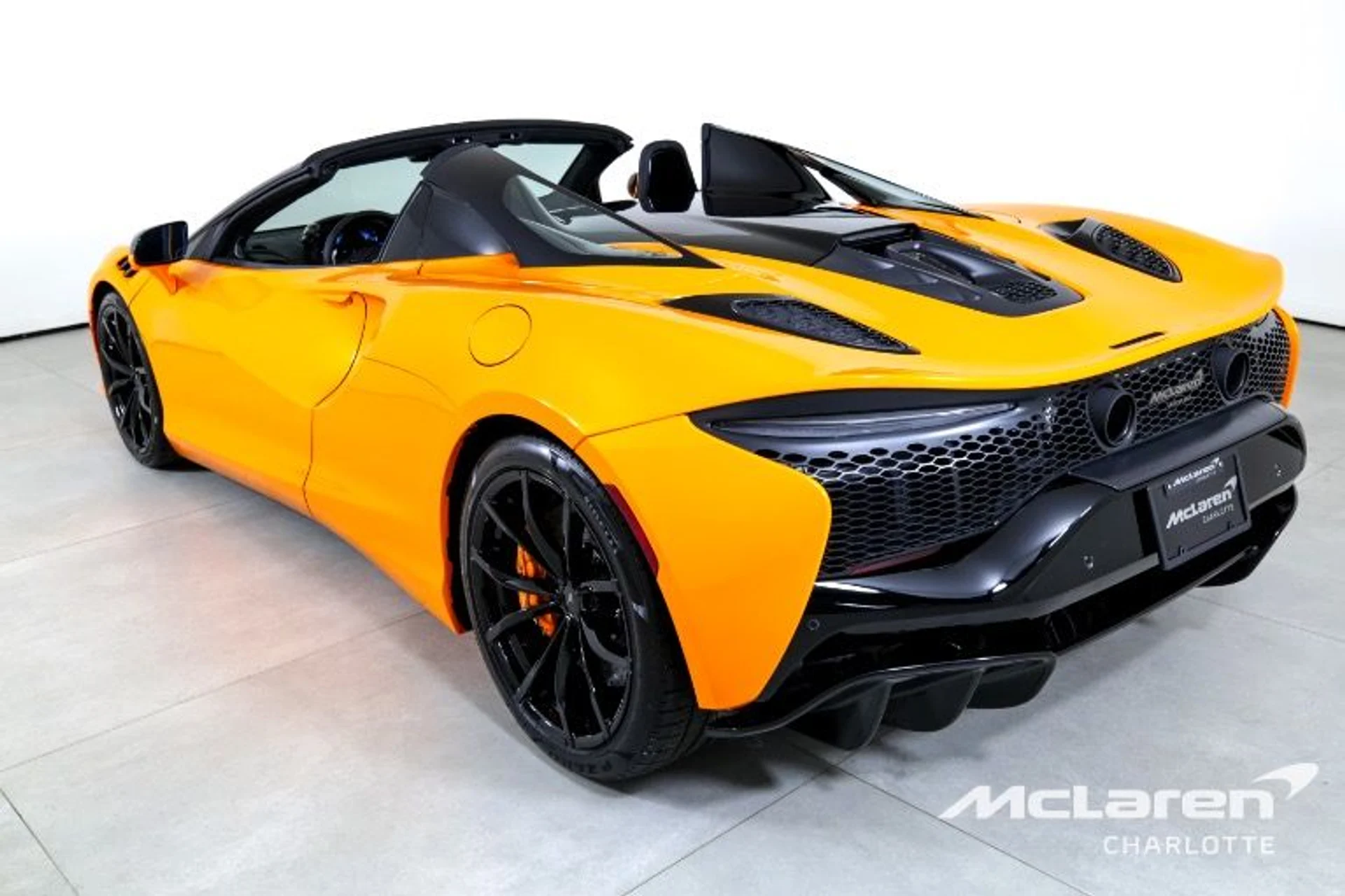mph006_2508803176_Used_2025_MCLAREN_ARTURA_SPIDER_PERFORMANCE_a56a5bf3b1