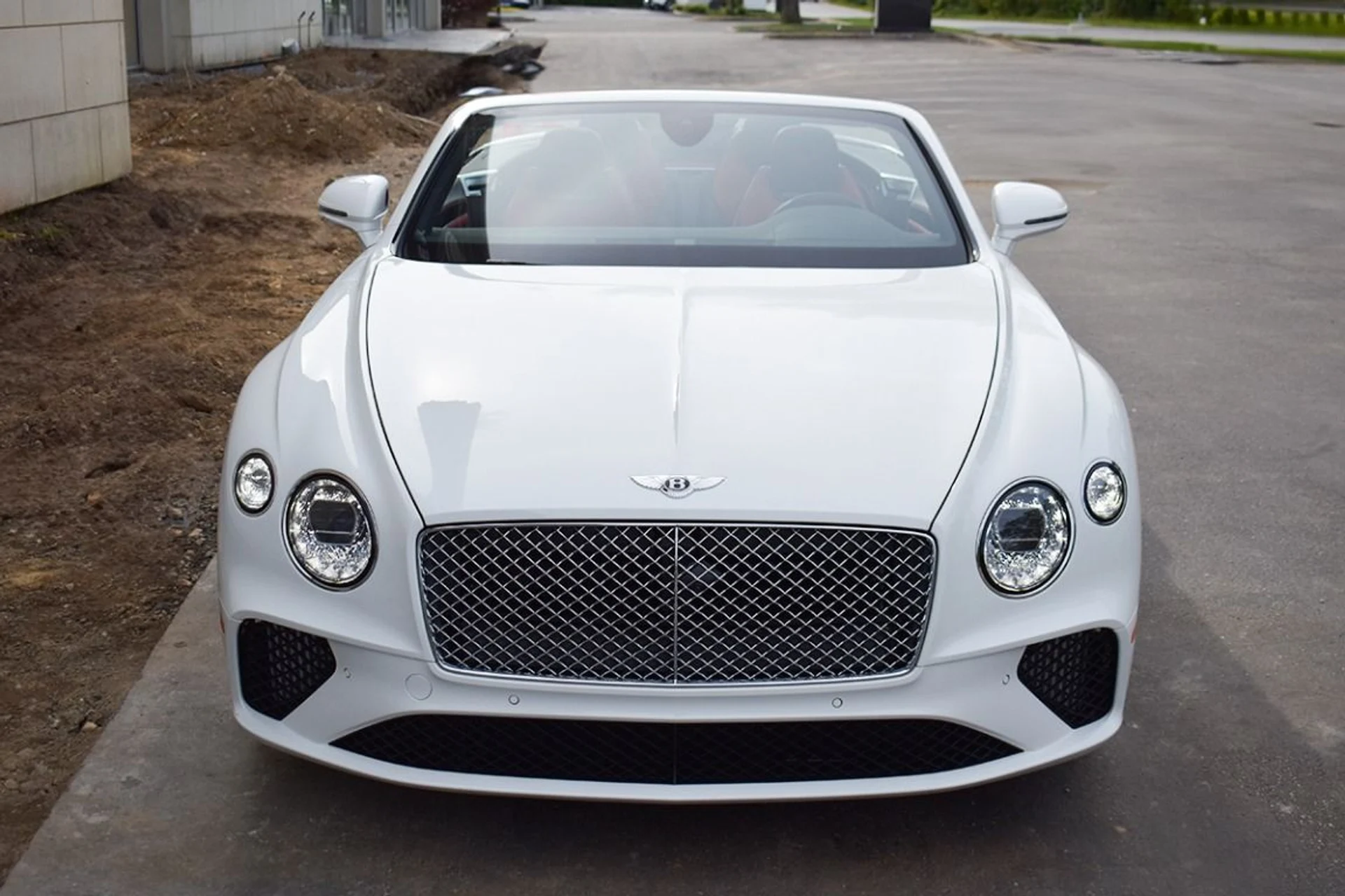 mph006_2516584504_Used_2023_Bentley_Continental_GT_V8_Convertible_V8_1695650501_12fedfe81f