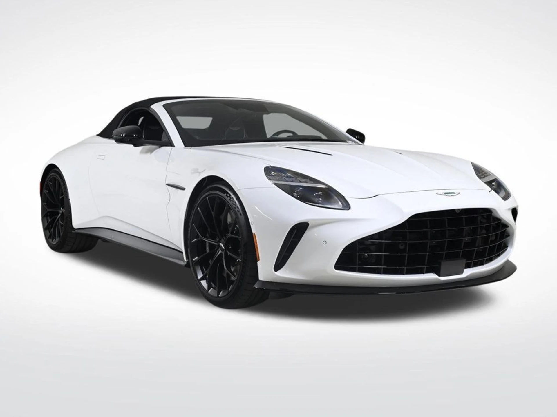 mph006_2523055418_new_2026_aston_martin_vantage_roadster_11350_22950965_7_1024_e6fb043084