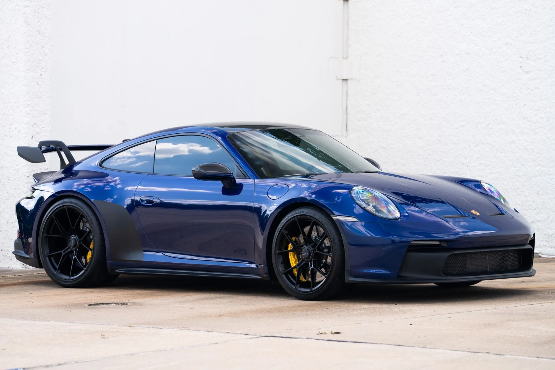 mph006_2525330086_Used_2022_Porsche_911_GT_3_1757712953_d53d8dbb4d