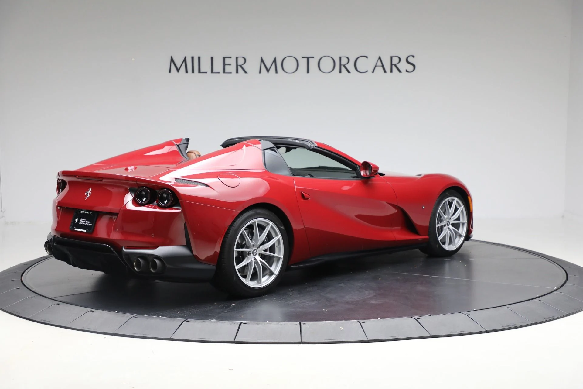 mph006_2526032710_Used_2022_Ferrari_812_GTS_1760729504_7214ac7fd4