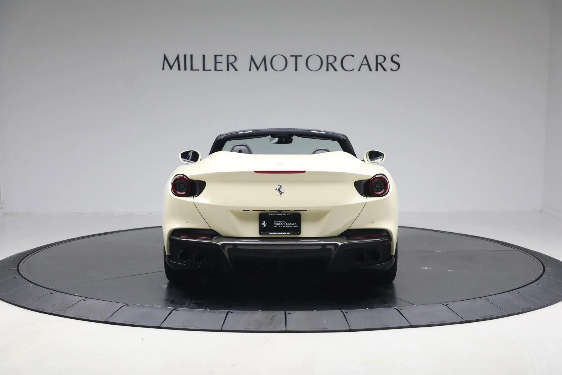 mph006_2534273861_Used_2023_Ferrari_Portofino_M_1767989995_c9e4252535