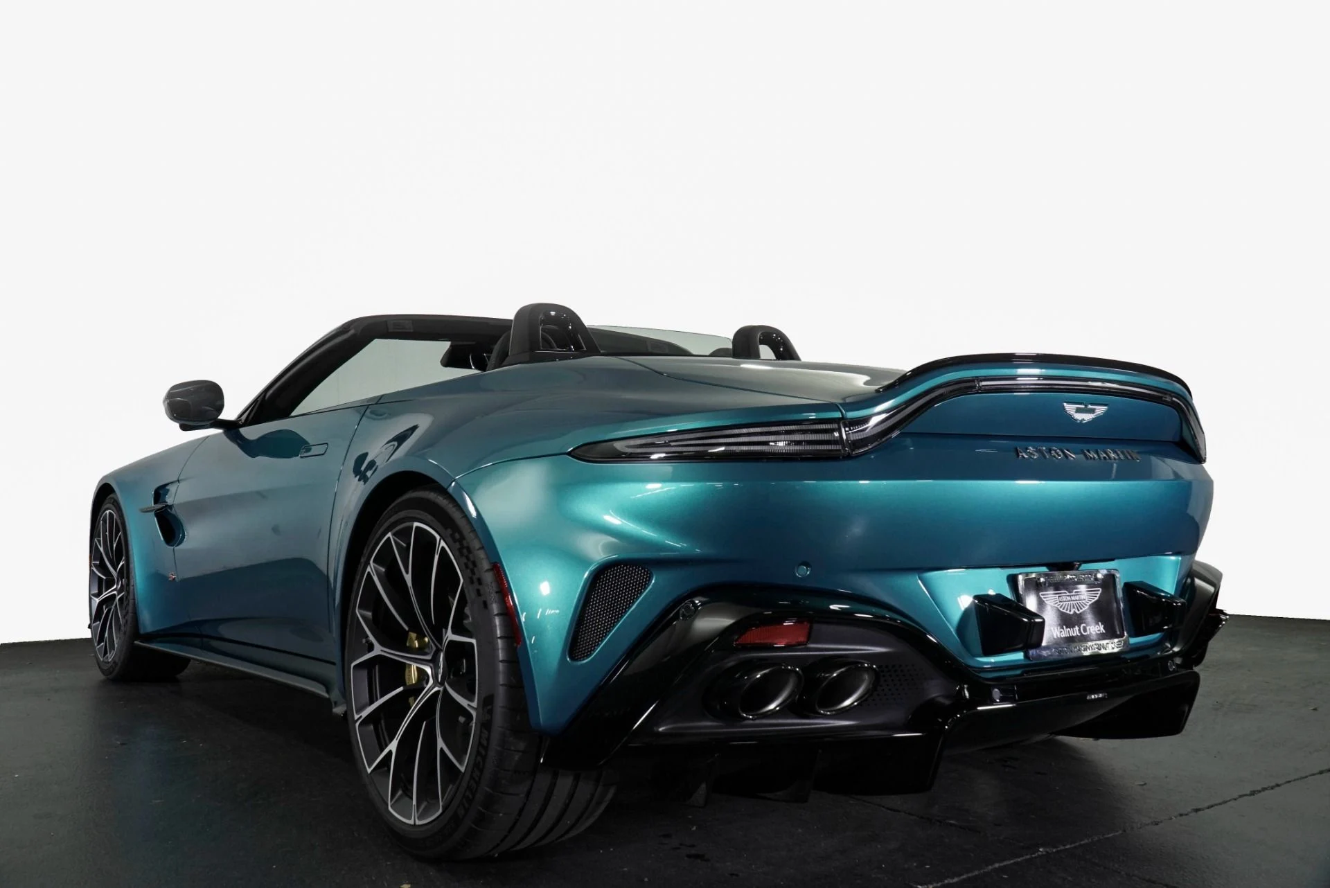 mph006_2535276007_New_2026_Aston_Martin_Vantage_S_1768453655_d718cd409c