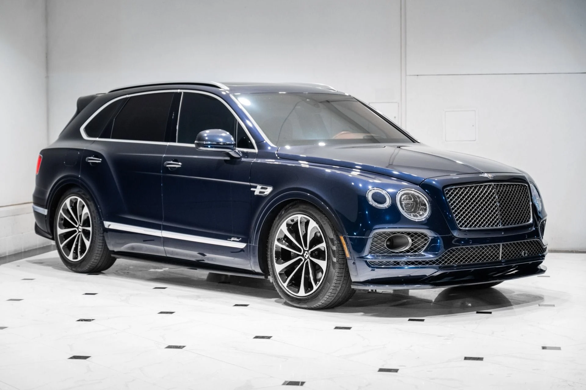 mph006_2538995761_Used_2020_Bentley_Bentayga_Speed_1771863926_39a63445c3