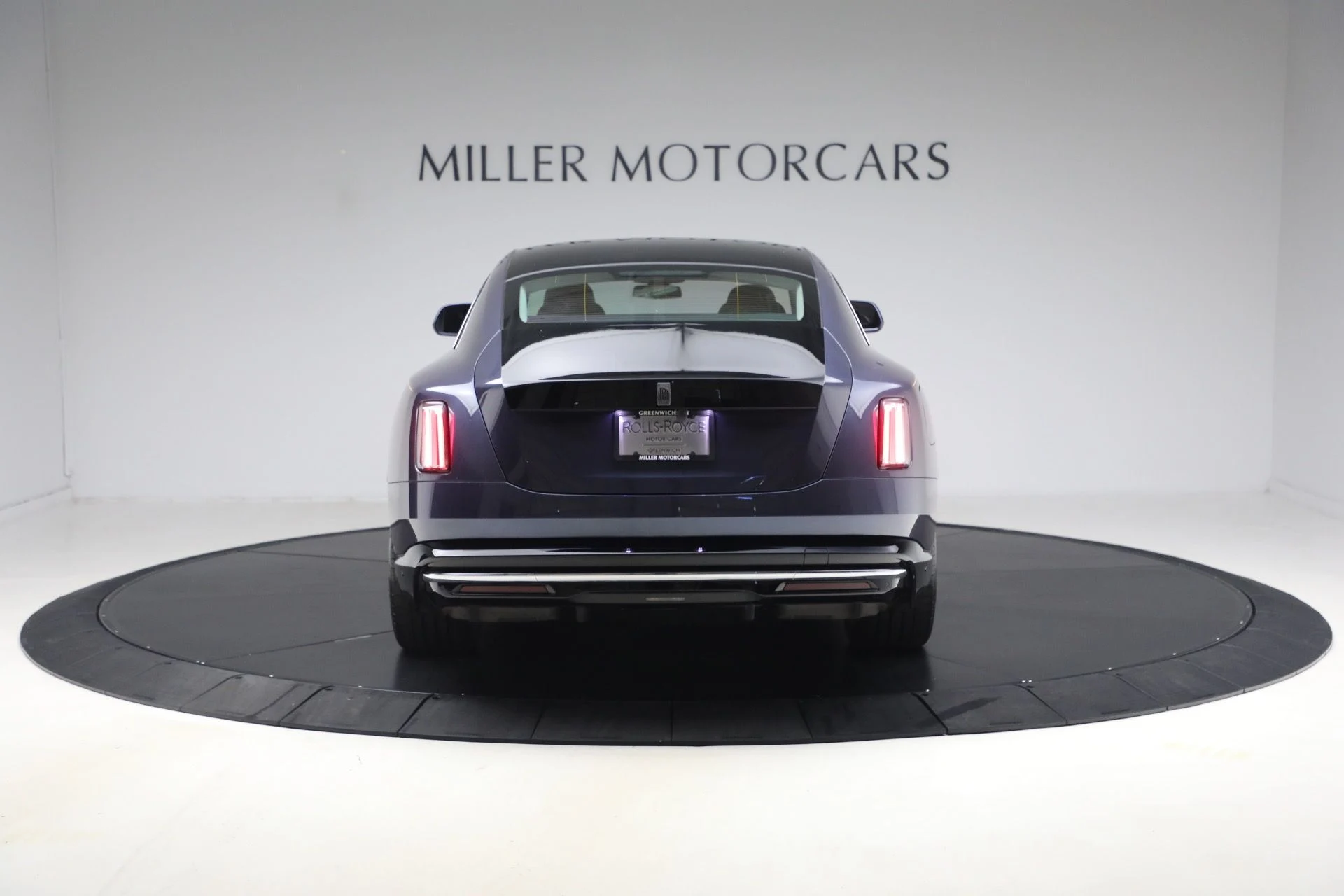 mph006_2542121743_Used_2024_Rolls_Royce_Spectre_672e846146
