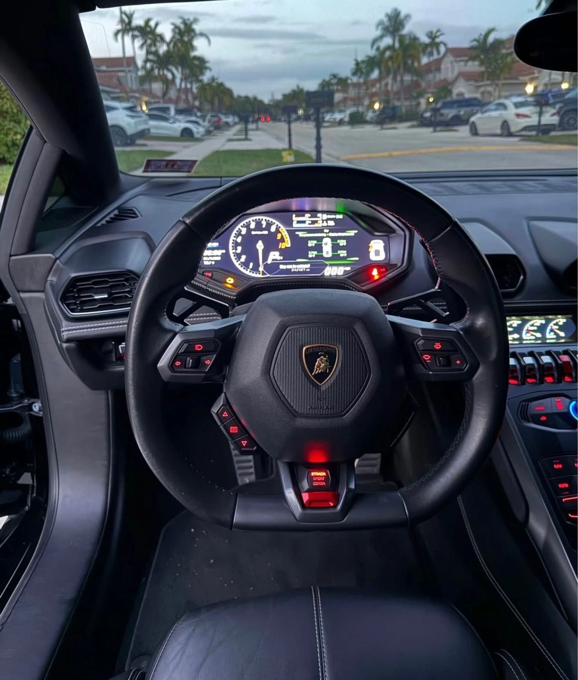 mph006_2545005571_Used_2016_Lamborghini_Huracan_LP_580_2_1769614541_795ea3effb