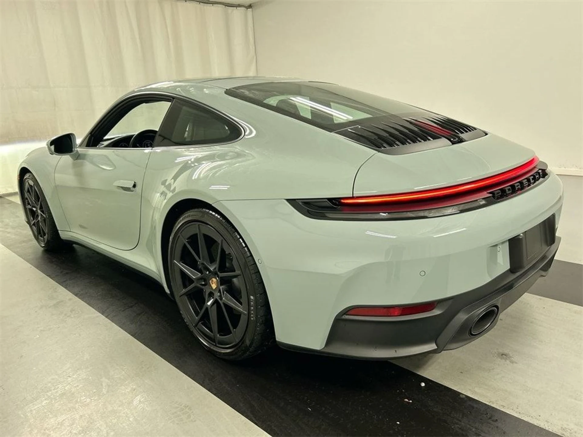 mph006_2568880019_671cf93c85b1d7eb3cfcf2dd2b9908edx_7f35d947c6