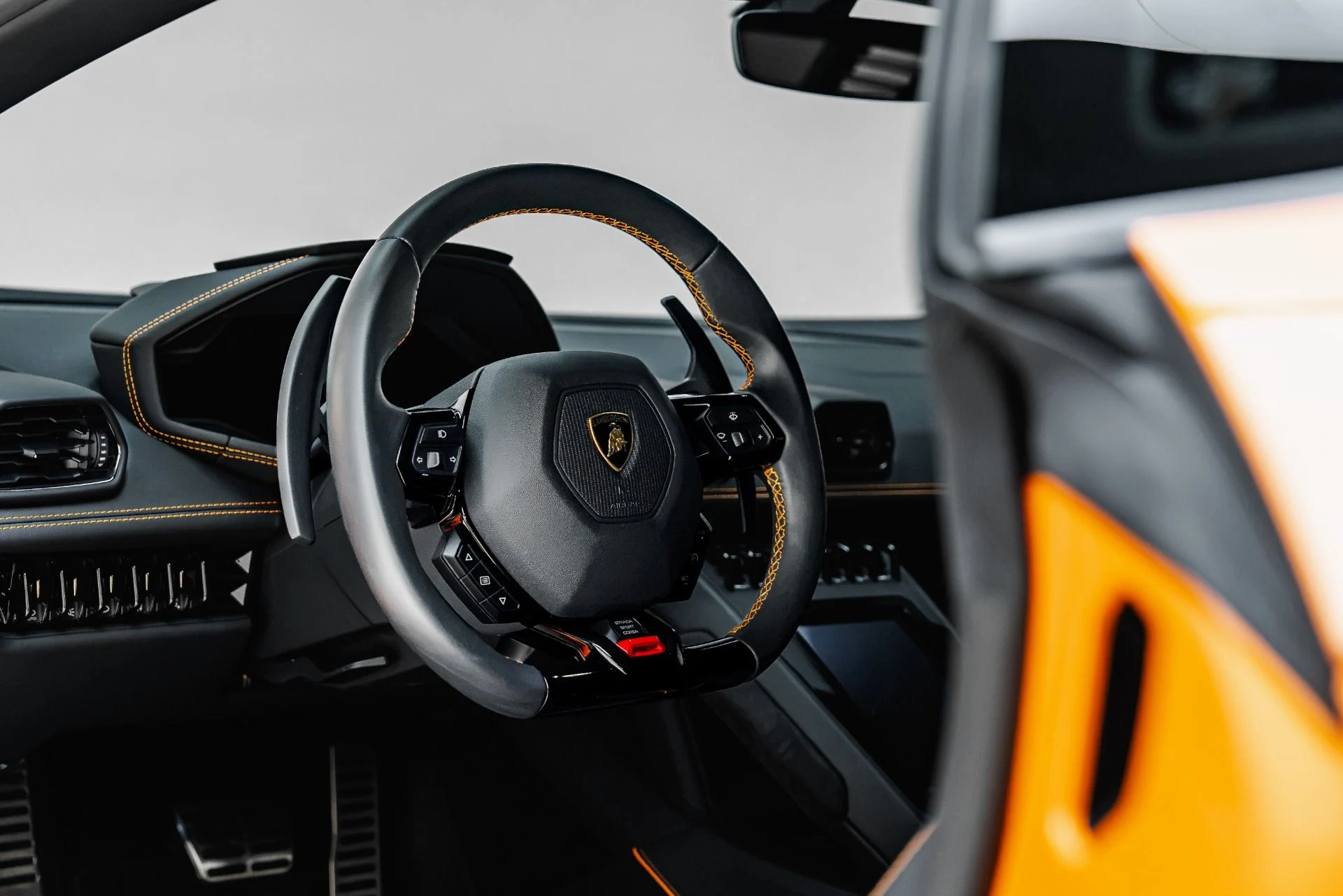 mph006_2573850649_Used_2023_Lamborghini_Huracan_EVO_RWD_1783715395_6714f66511