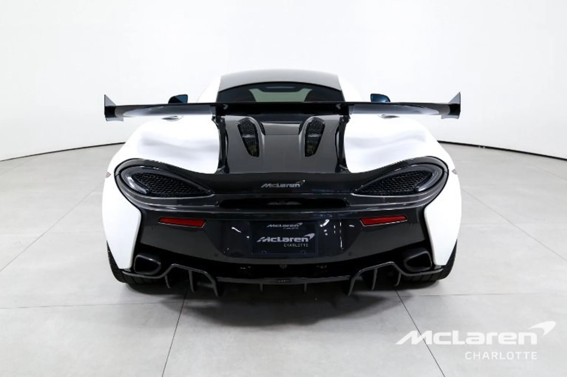 mph006_2574507894_Used_2017_Mc_Laren_570_S_e75cb7d257