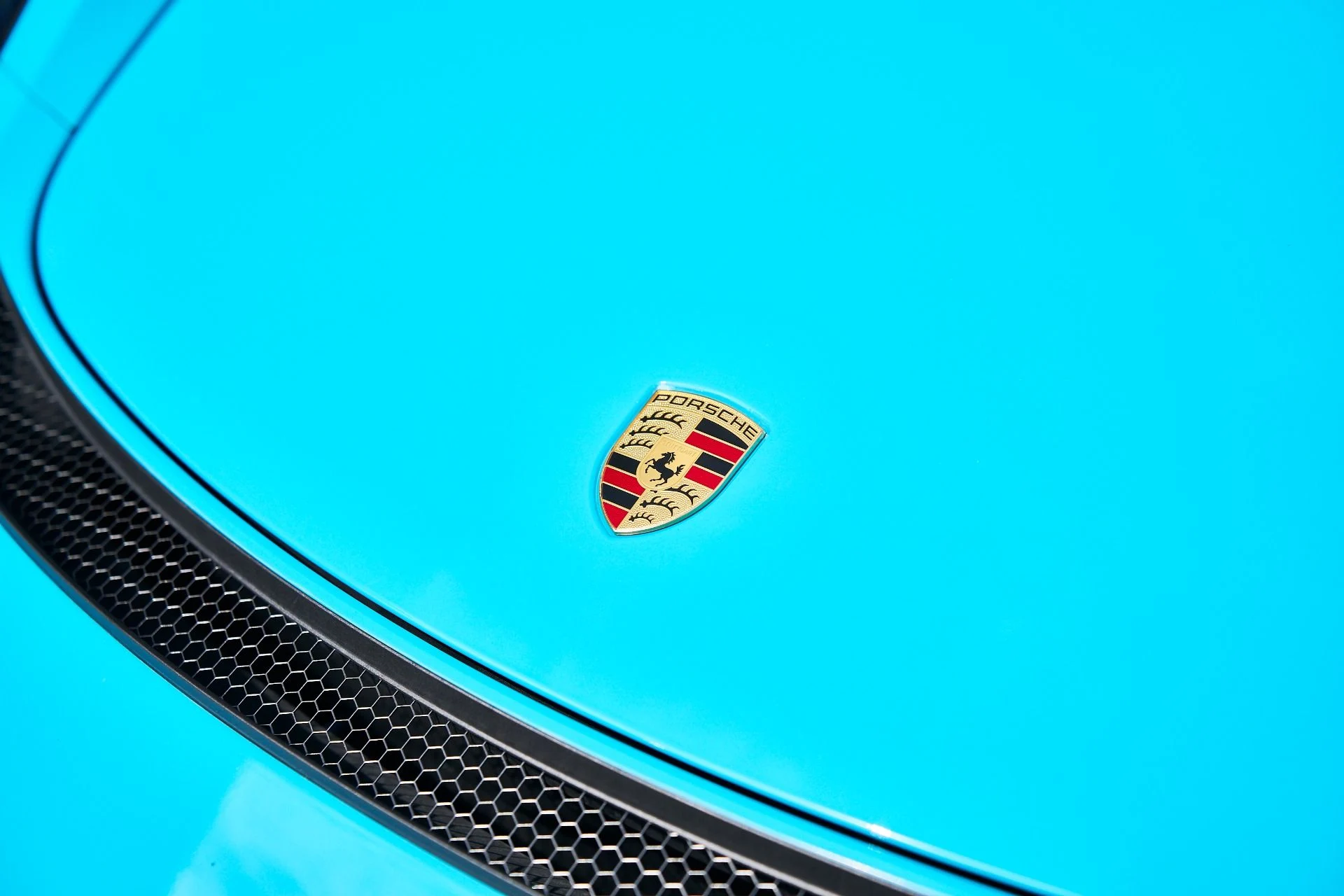 mph006_2579255624_Used_2021_Porsche_718_Cayman_GT_4_1753215060_645d09685a