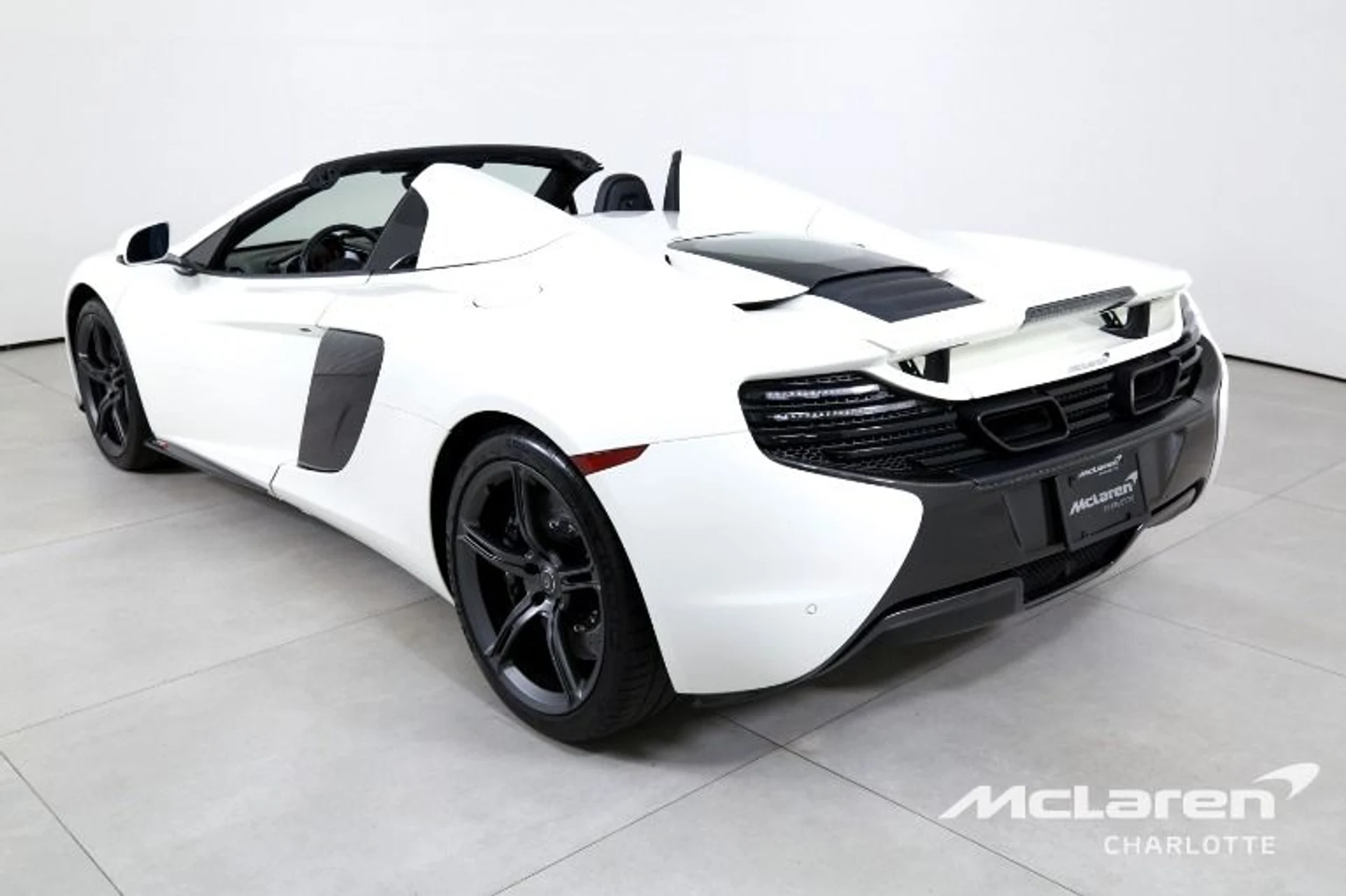 mph006_2582469757_Used_2015_Mc_Laren_650_S_Spider_6f4cf6026b