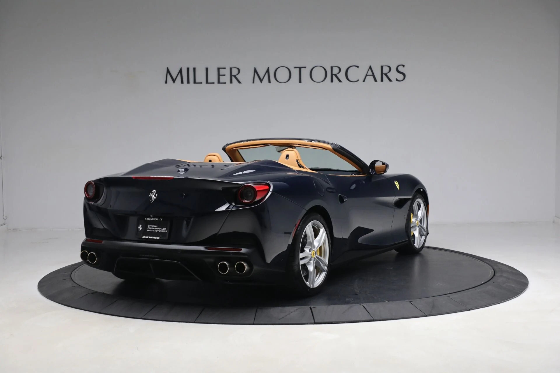 mph006_2589537694_Used_2019_Ferrari_Portofino_4b53684a0c