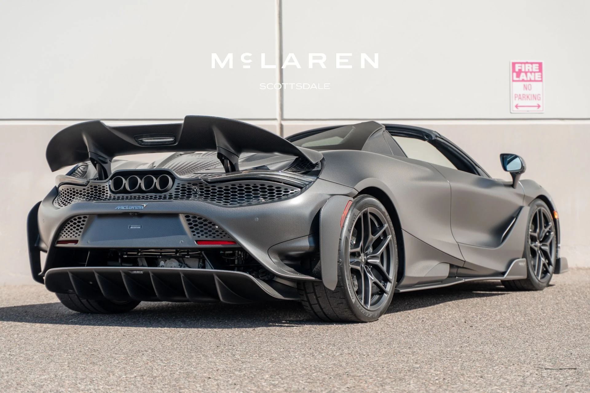 mph006_2591907132_Used_2022_MCLAREN_765_LT_1790968285_c36a129e97
