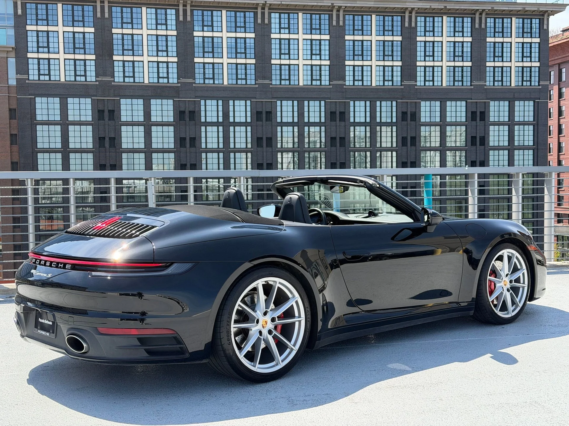 mph006_2592171291_34dff8f21b09d4ba32048b8b39d078a1x_d9ccfdedeb