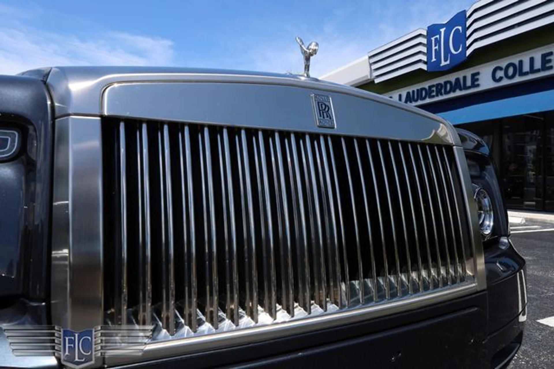 mph006_2598122056_used_2009_rolls_royce_phantom_coupe_2drcoupe_6305_23064698_11_640_11089d8486