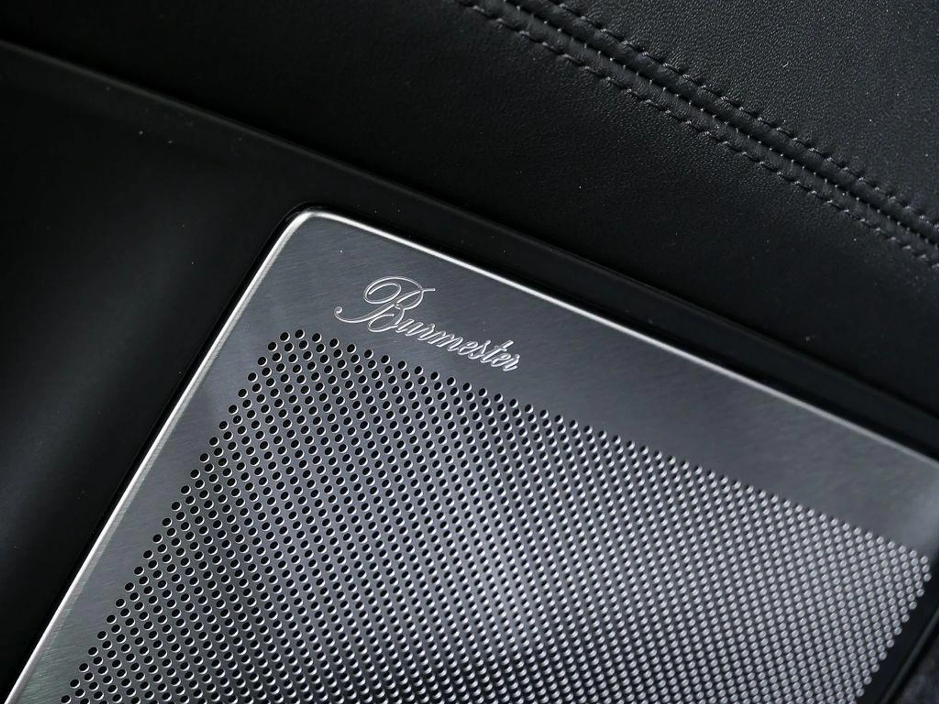 mph006_2600212817_n_F_Fse_AP_Rw_Uhij05oc3_Jo_F_Zkizl_I_4db147e0a5