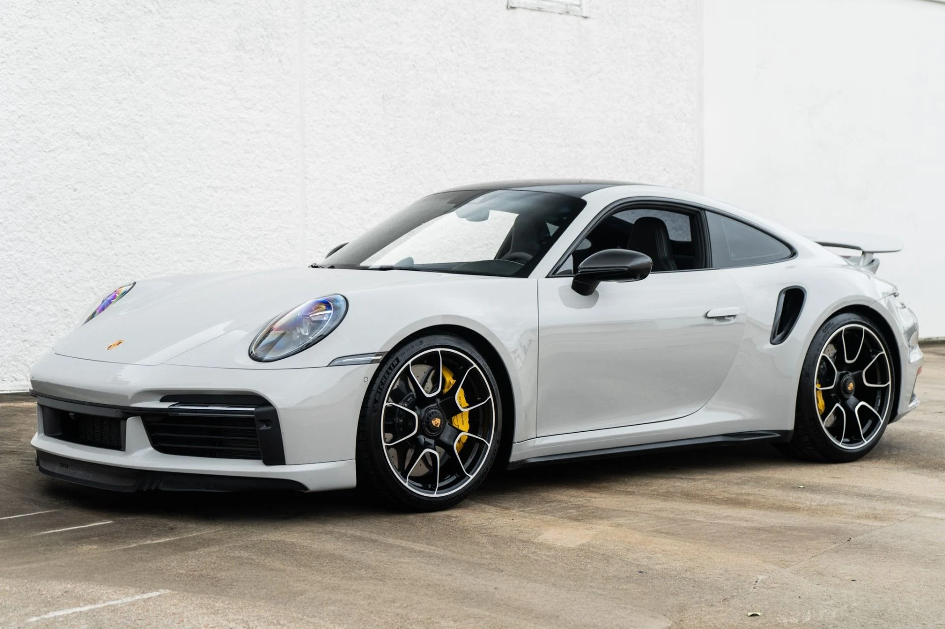 mph006_2603475572_Used_2023_Porsche_911_Turbo_S_1781888318_285f109e7c