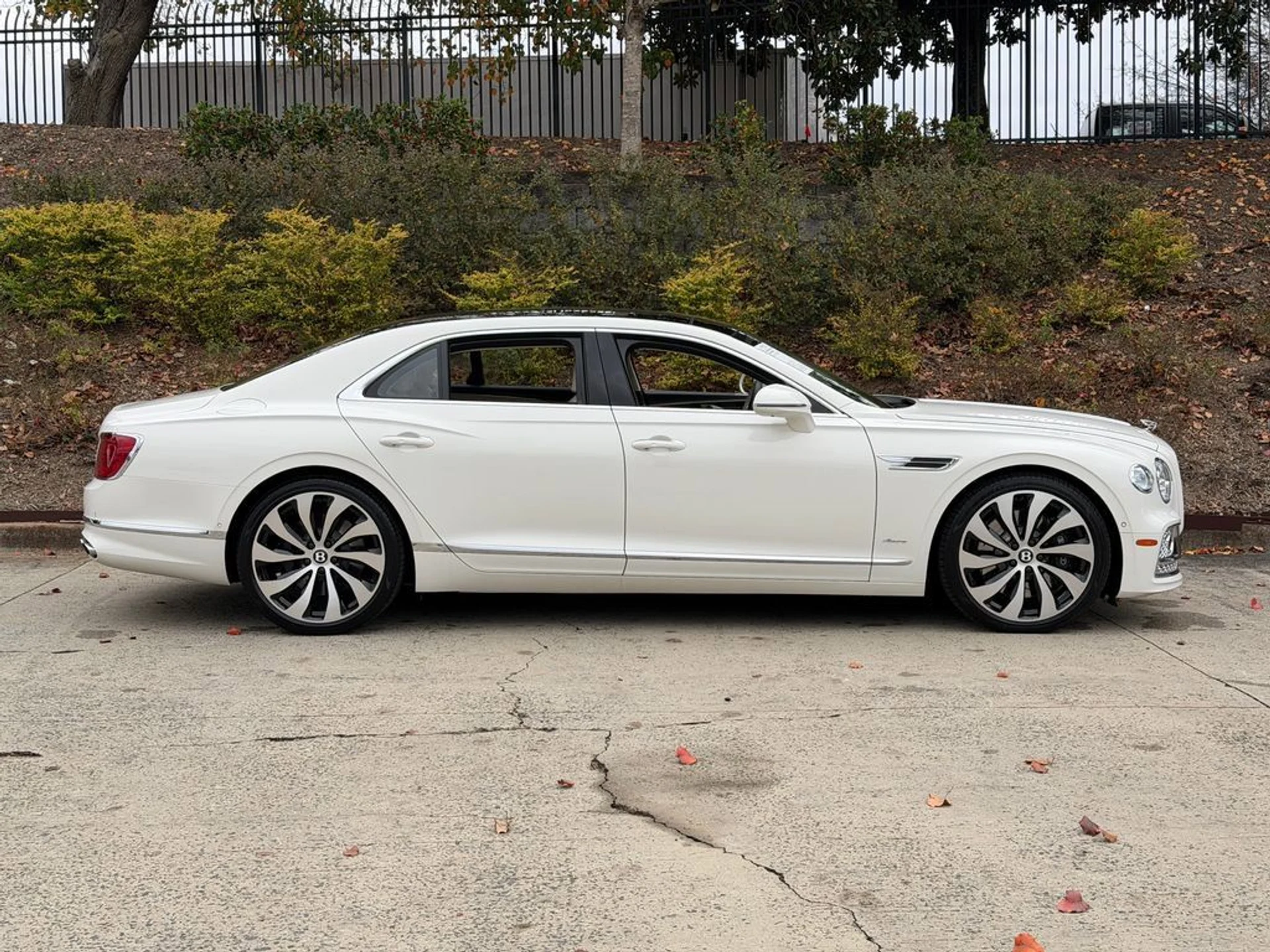 mph006_2605827632_465cb4c2cacc4da2b61f5d84e9bf918a_baf3b217a4