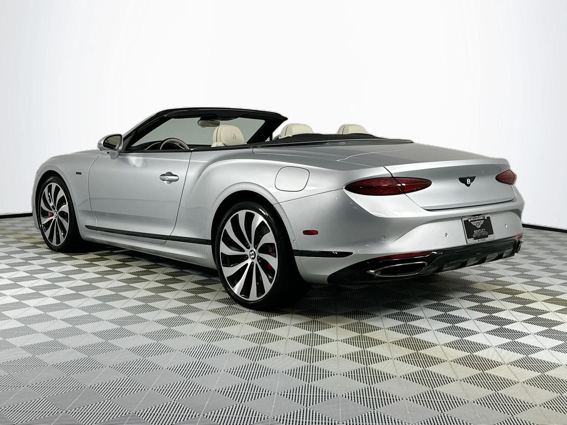 mph006_2610223374_7_978d9f4003