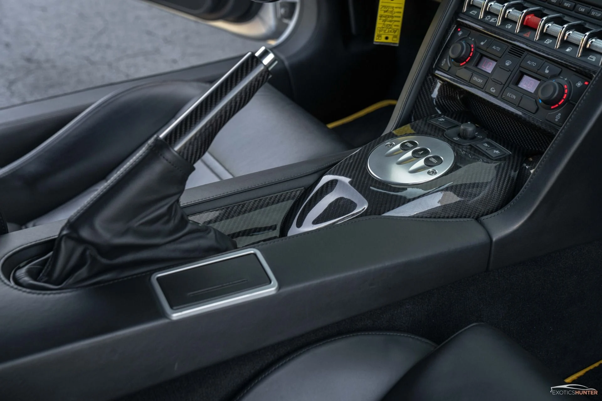 mph006_2611879445_Used_2010_Lamborghini_Gallardo_LP_560_4_in_Grigio_Telasso_w_Carbon_Ceramic_Brakes_1762876983_060a19e297