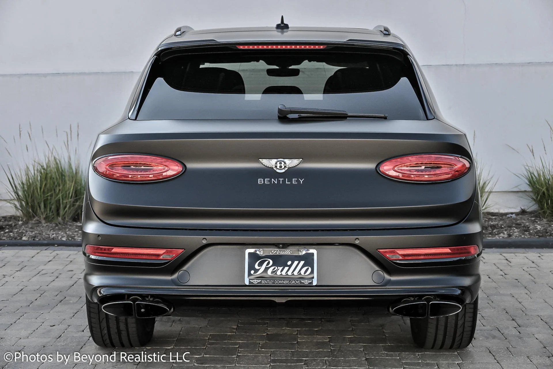 mph006_261375101_Used_2021_Bentley_Bentayga_V8_First_Edition_Specification_Black_Specification_1757145997_7bafe26466
