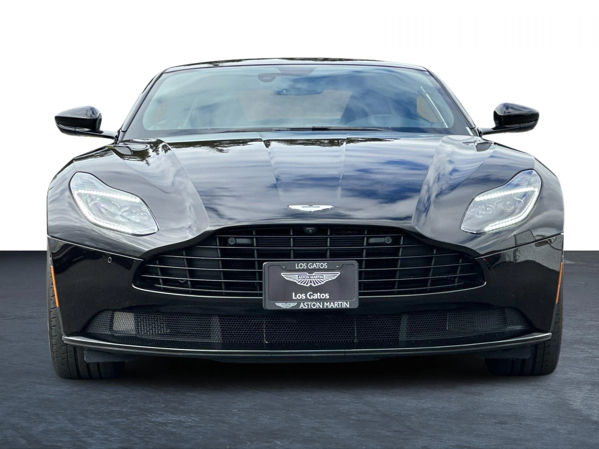 mph006_2617677209_Used_2021_Aston_Martin_DB_11_Base_1747424724_c14c4eb690