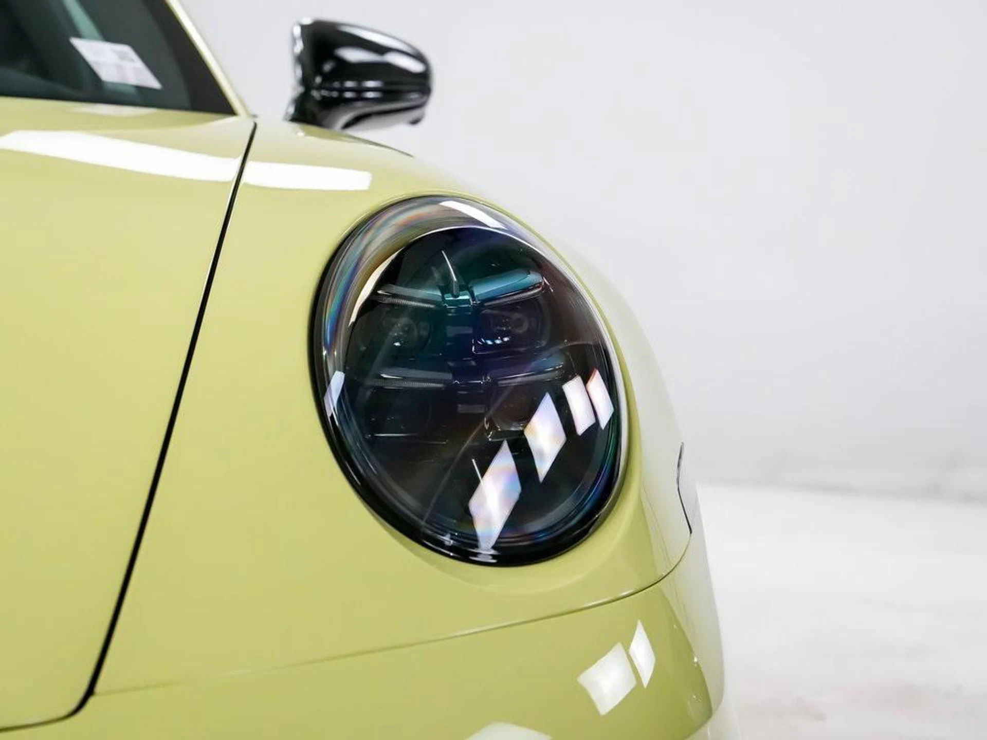 mph006_262484895_O_Kq_A_Vq_Q_Lq_F_Ftp5_X_Cs7n0lfu_da_E_02df176b7f