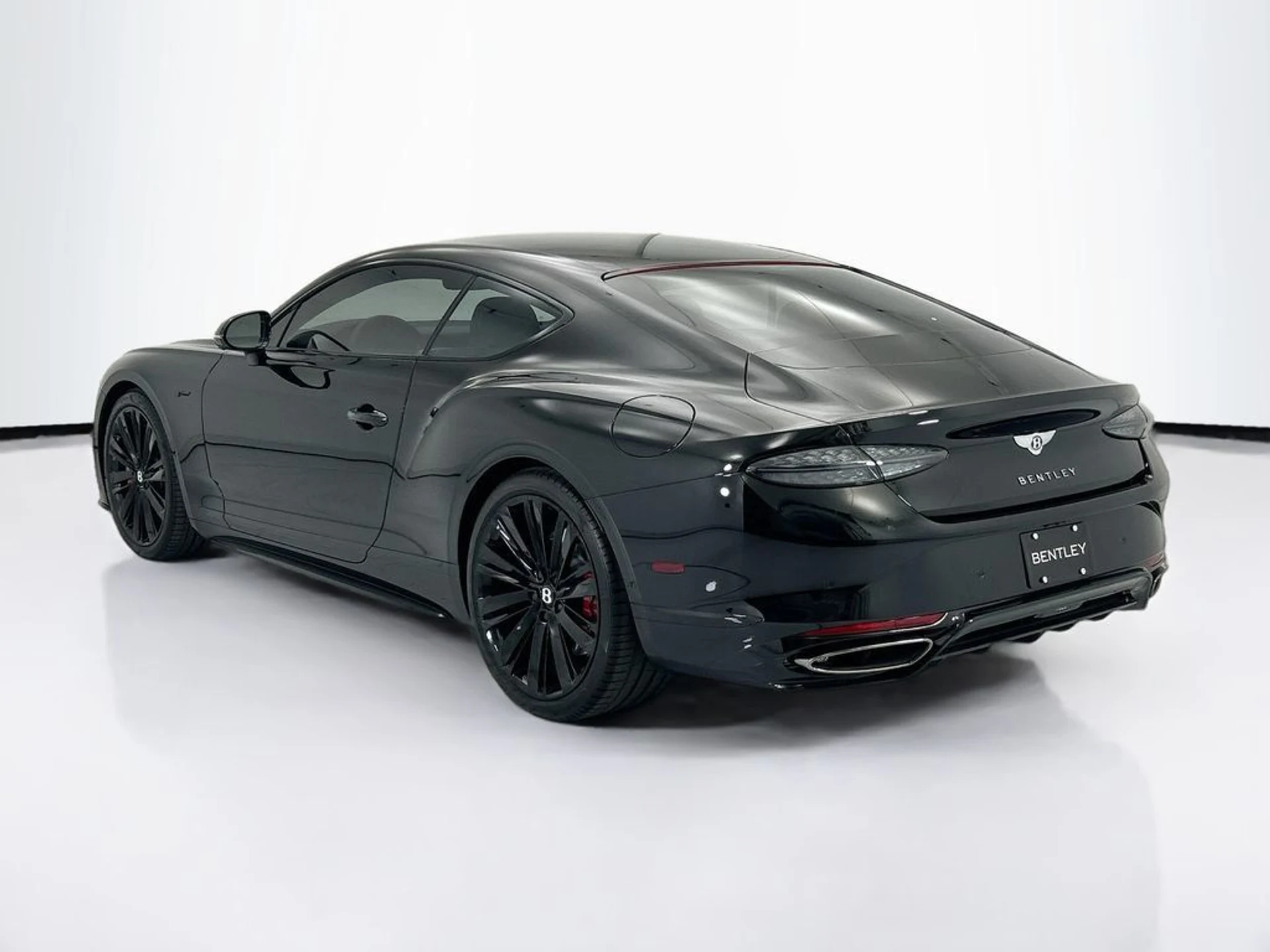 mph006_2625914567_used_2025_bentley_continental_gtspeedcoupe_8119_23002658_7_1024_3f9a20ea0f