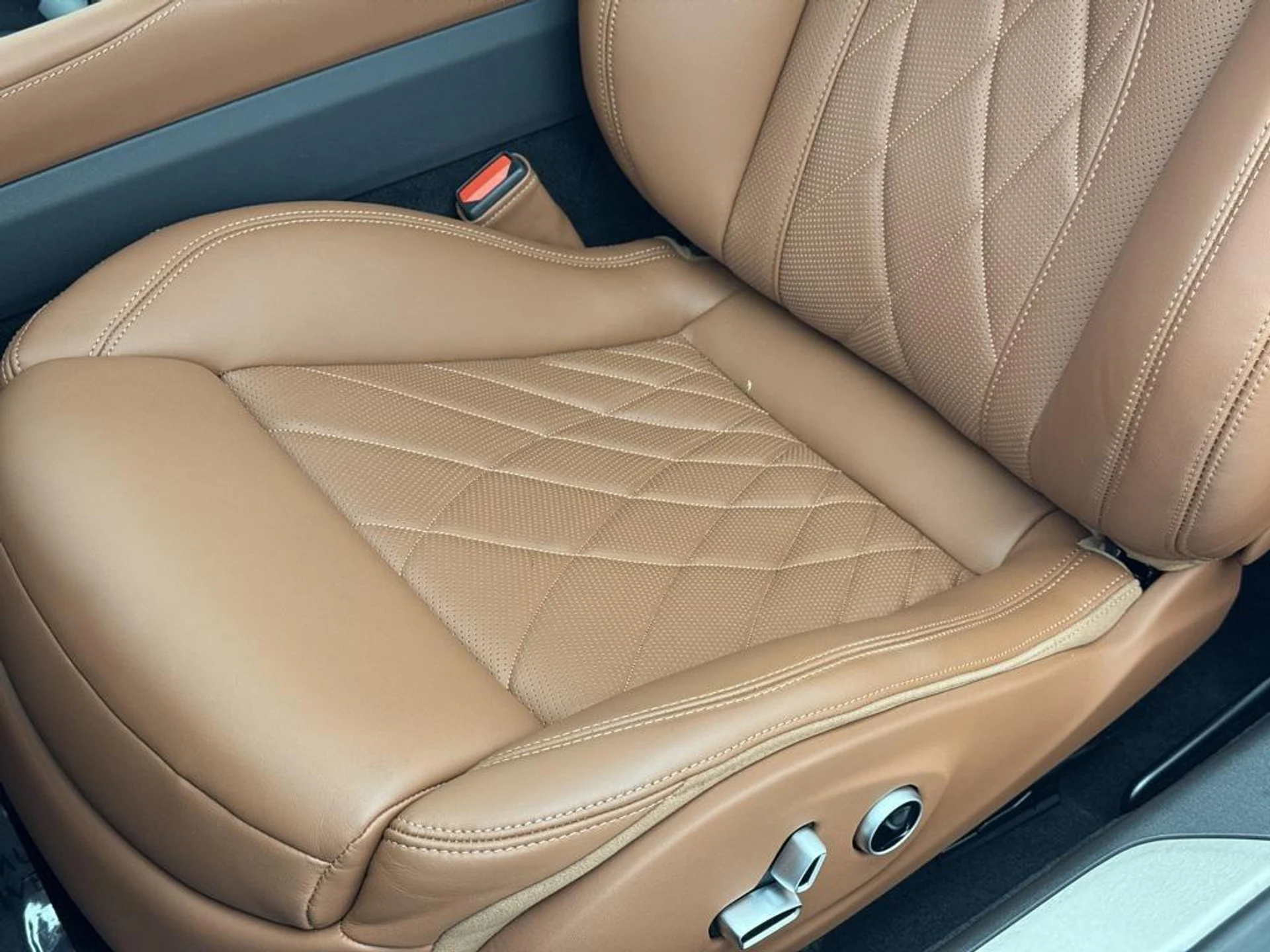 mph006_264579357_Wt_WK_4_K86t_W_Ov_K_Orxi_RI_8q_Z_Rm_Zd_U_e64fec3d1b