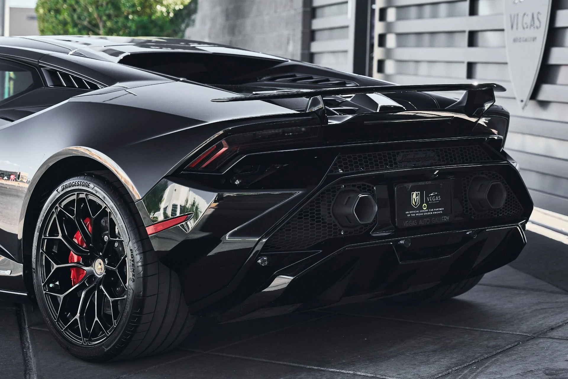 mph006_2653489902_Used_2024_Lamborghini_Huracan_Tecnica_Base_1790185315_52c82844b0