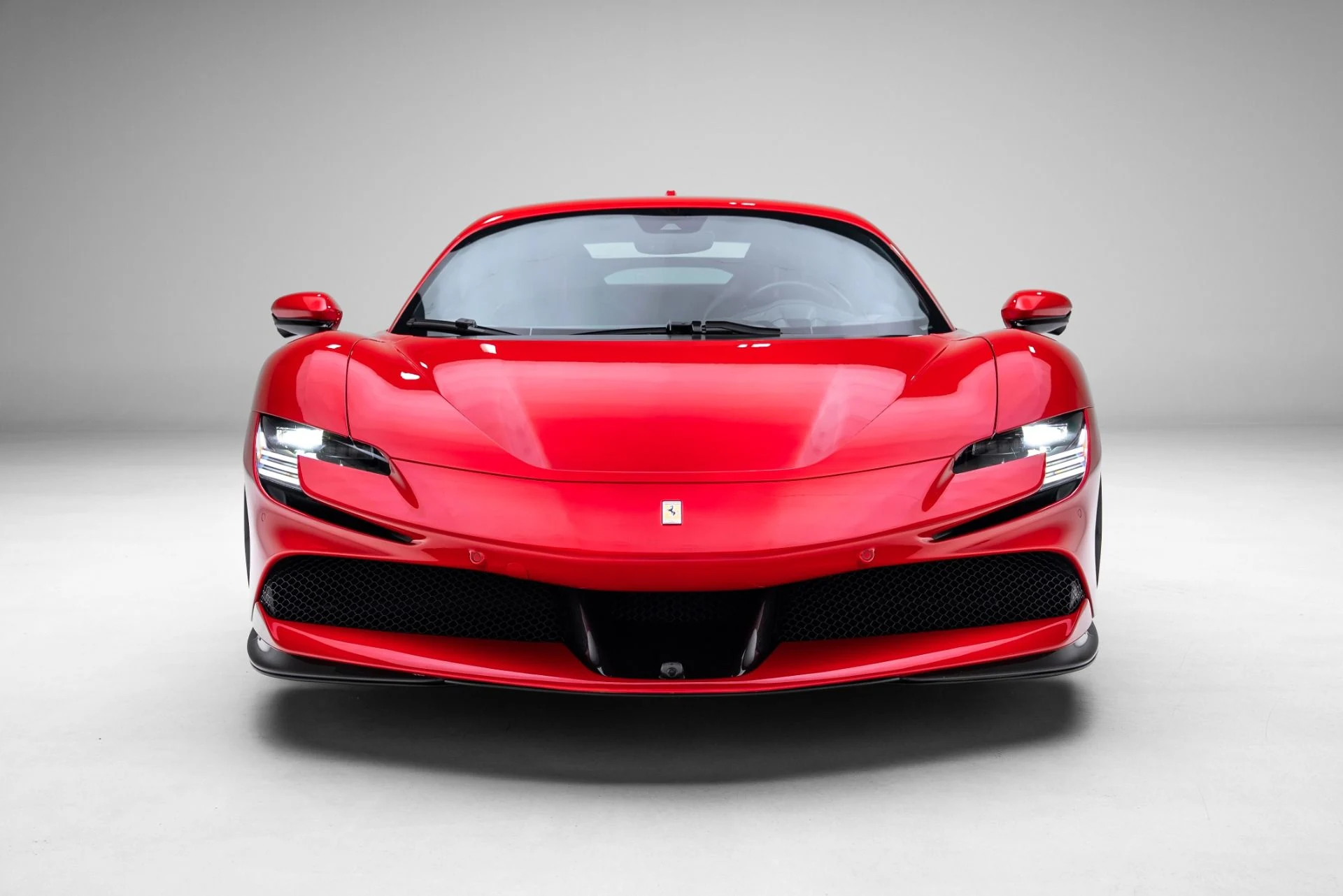 mph006_265901872_Used_2024_Ferrari_SF_90_Stradale_1774546158_51546b2c02