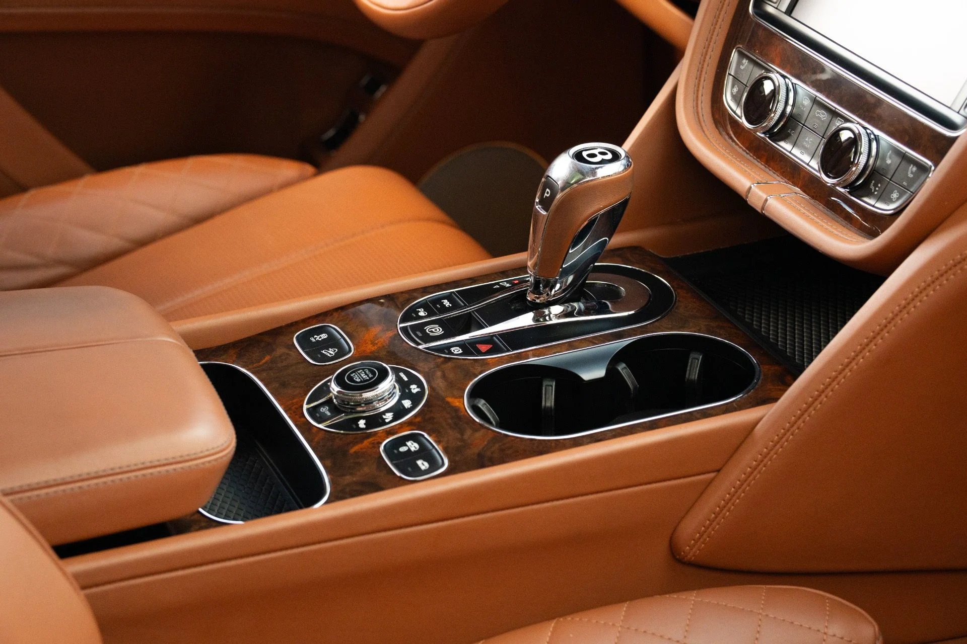 mph006_266412021_Used_2017_Bentley_Bentayga_W12_First_Edition_1762986986_b19b08f3af