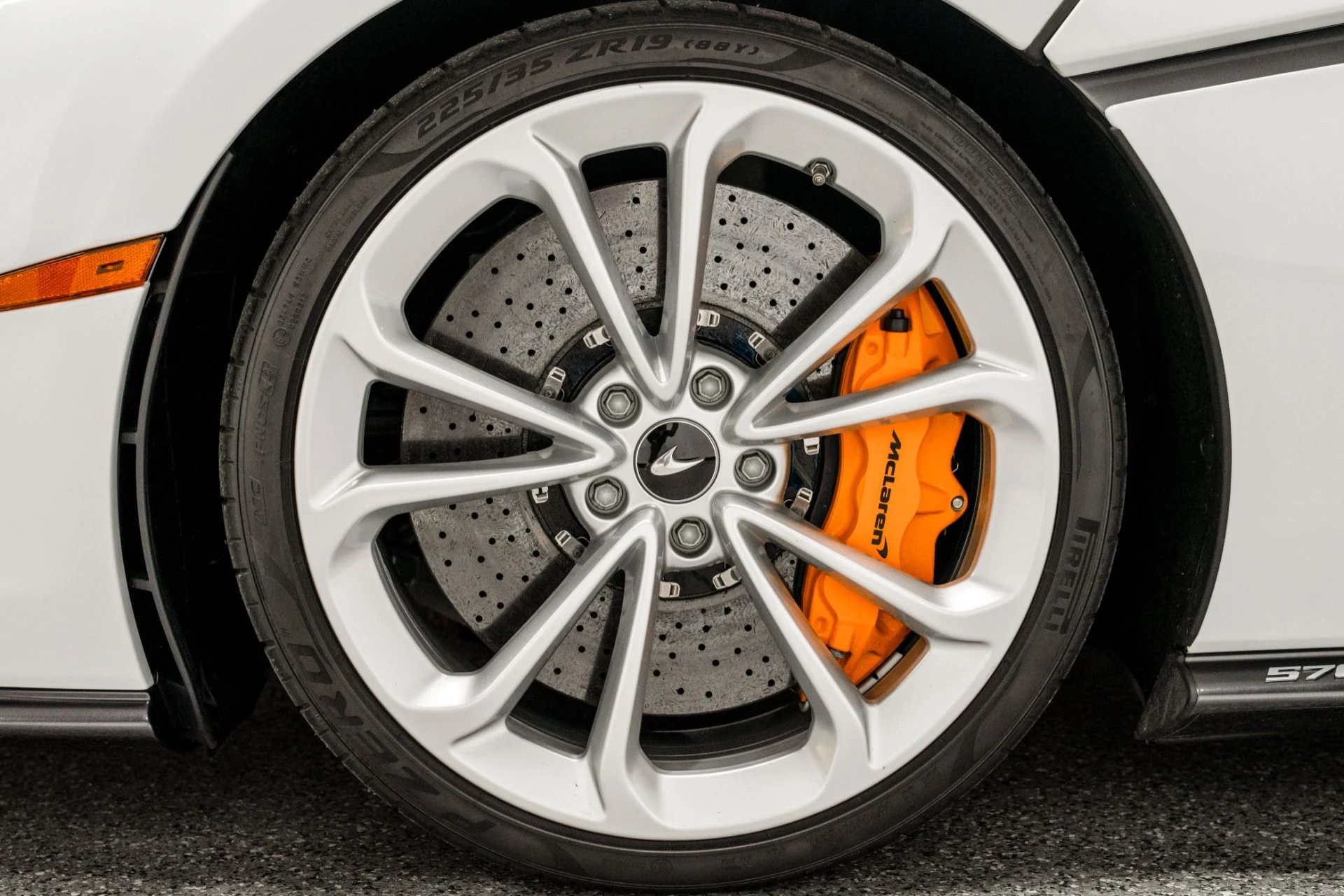 mph006_2665207285_Used_2019_Mc_Laren_570_S_1753385849_cdf9871cd8