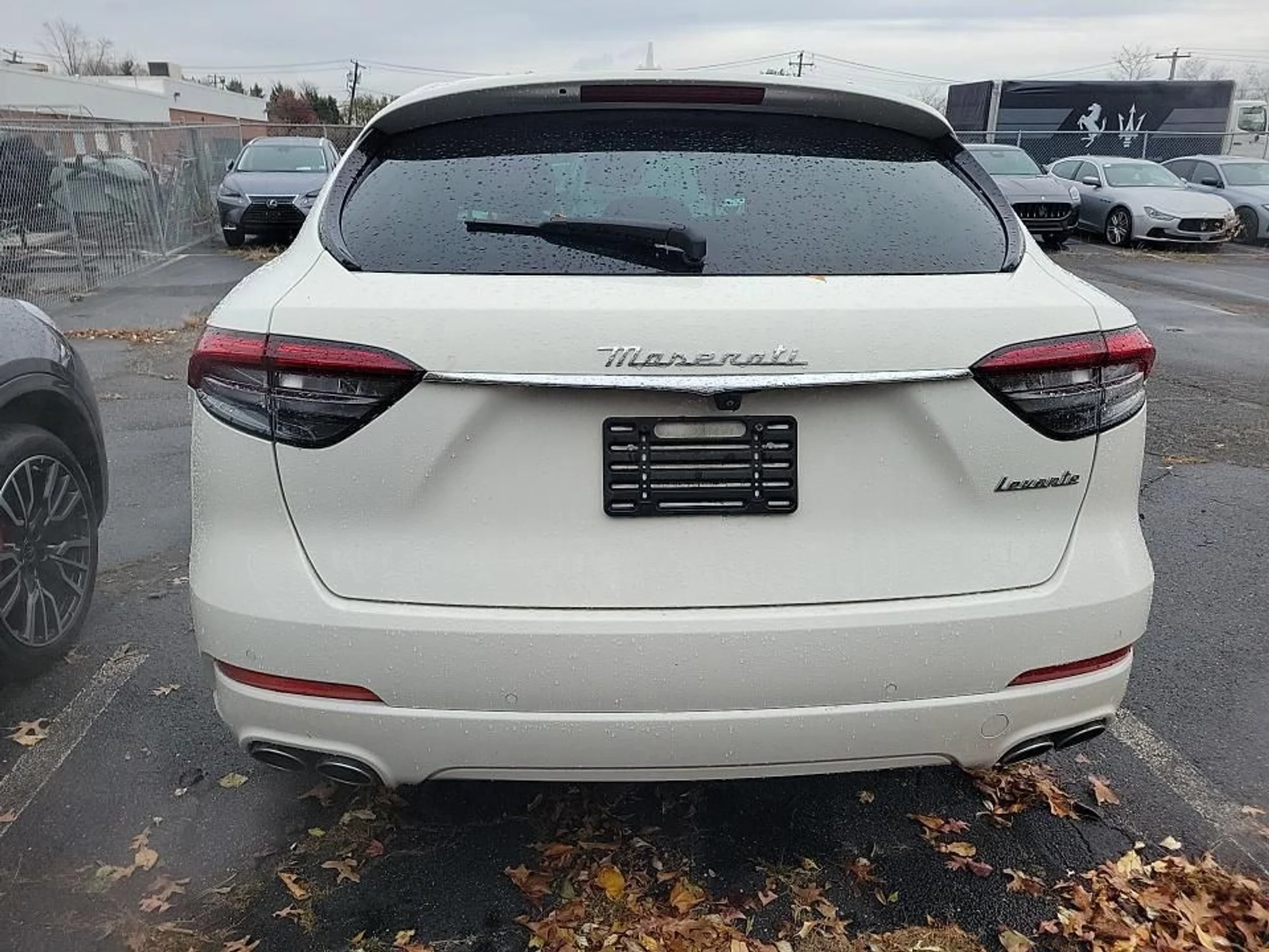 mph006_2665254800_53d7d63998674fb1a171340b1202c45d_db16e779a3