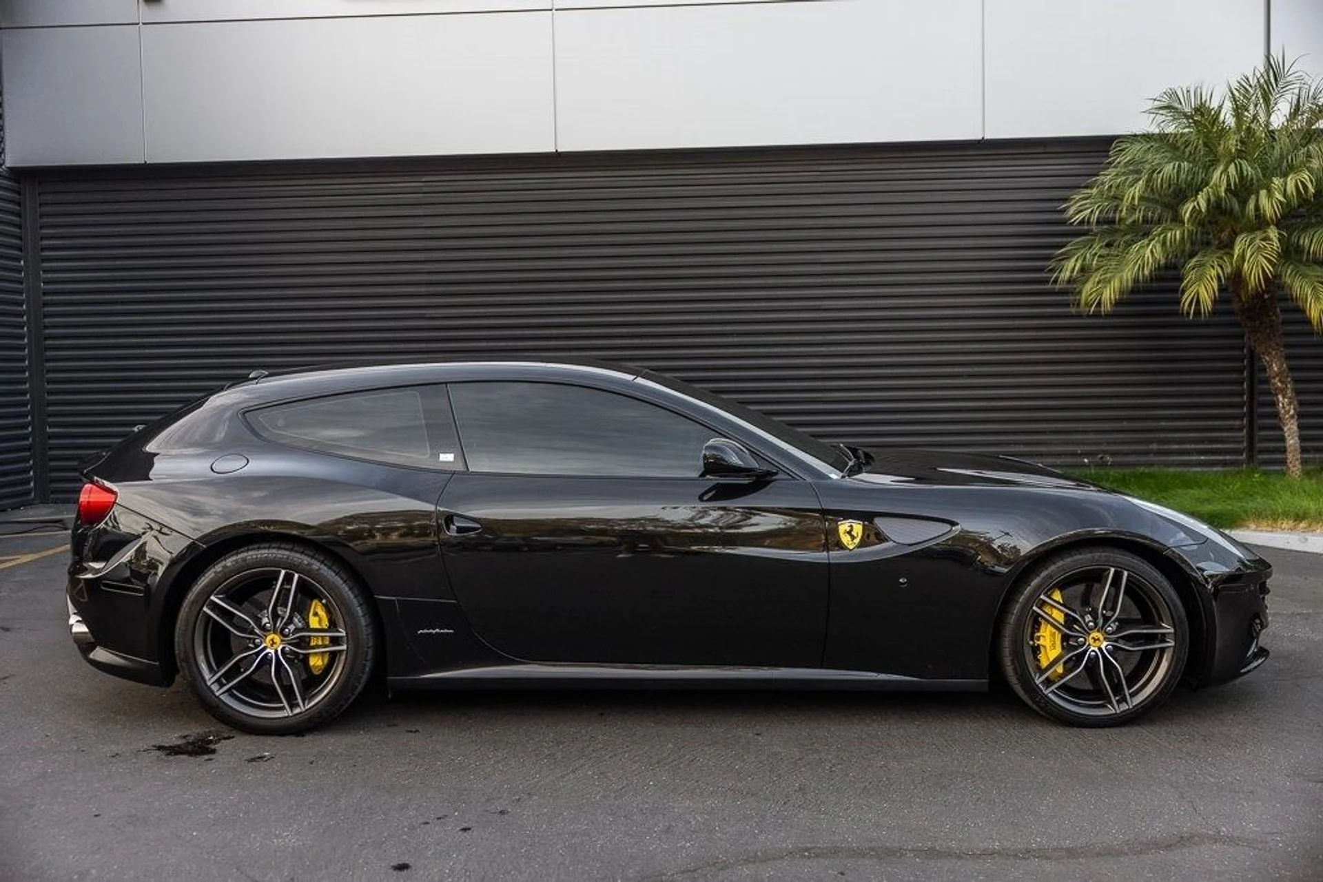 mph006_266599988_b70e5cc3d9cfdb71b8bb7a0cfa795139x_959c09e759