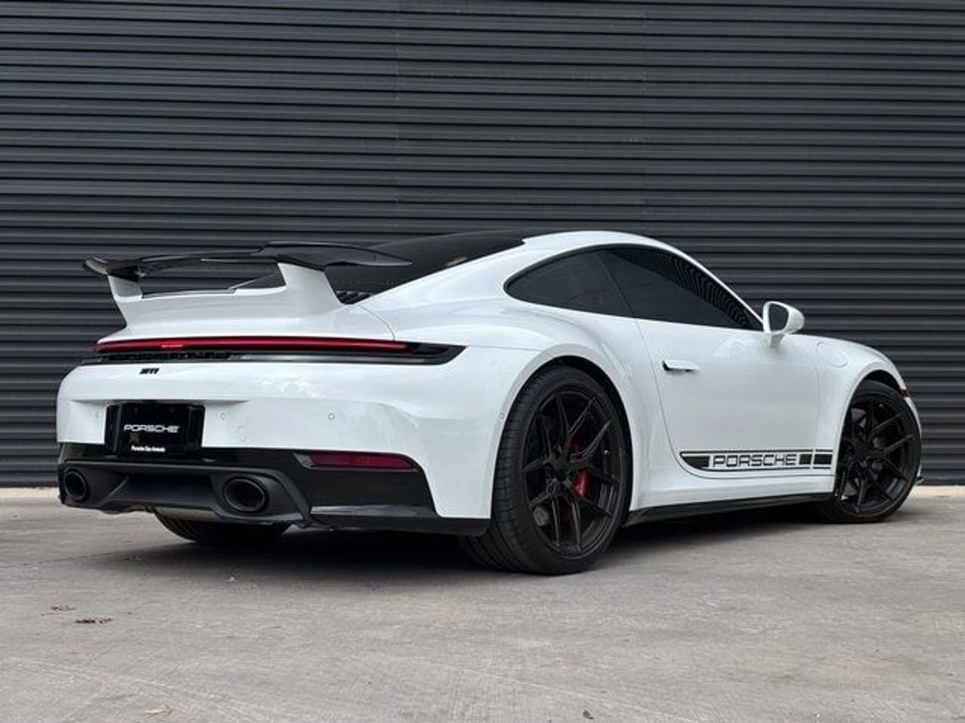 mph006_2666196278_6329db14aafb99589f1687a0861bc391x_ca09dadf45