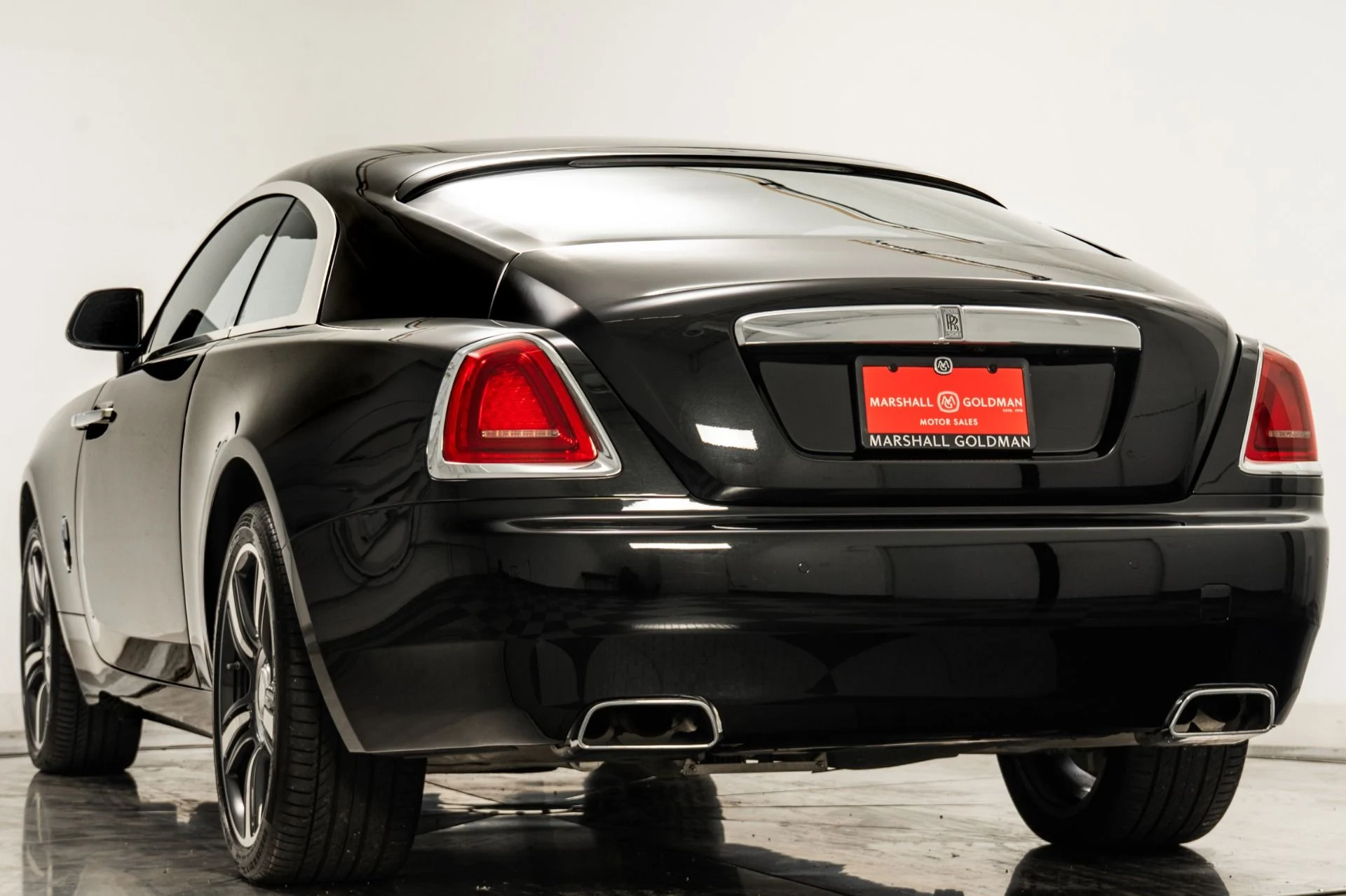 mph006_2672125798_Used_2016_Rolls_Royce_Wraith_1759423730_497e714cf6