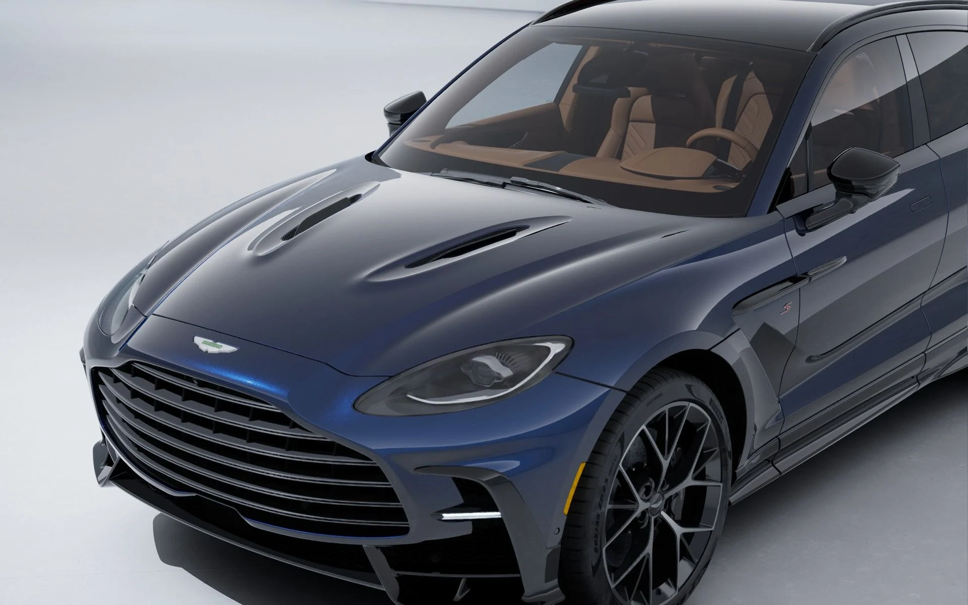 mph006_2675102262_New_2026_Aston_Martin_DBX_S_1764461401_5ad308d316