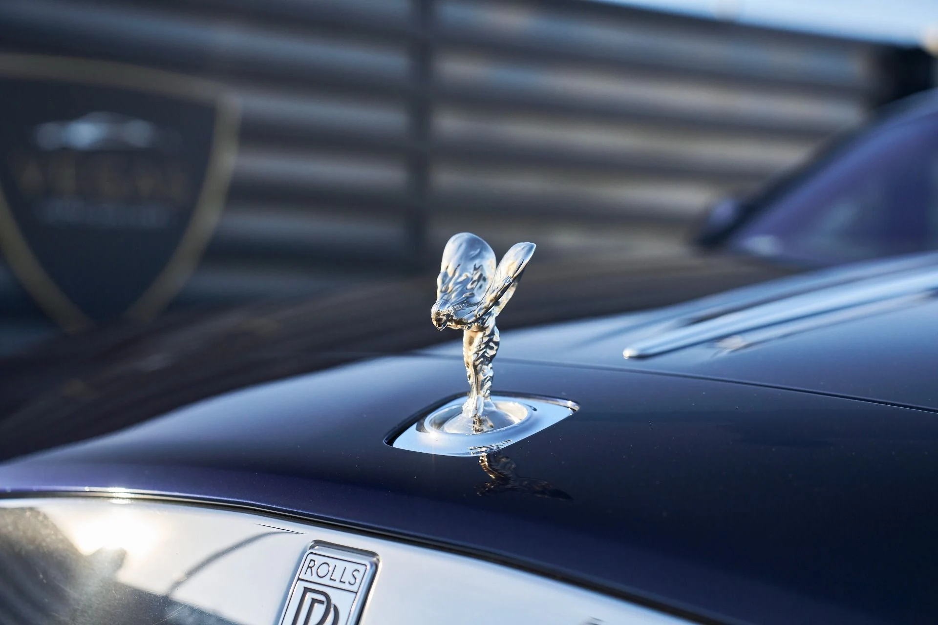 mph006_2675593273_Used_2018_Rolls_Royce_Dawn_1764124324_35a83dada4