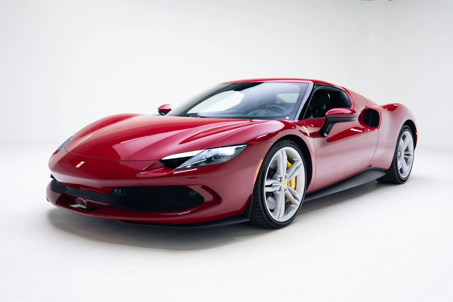 mph006_2678508752_Used_2022_Ferrari_296_GTB_1768331958_95e349997b