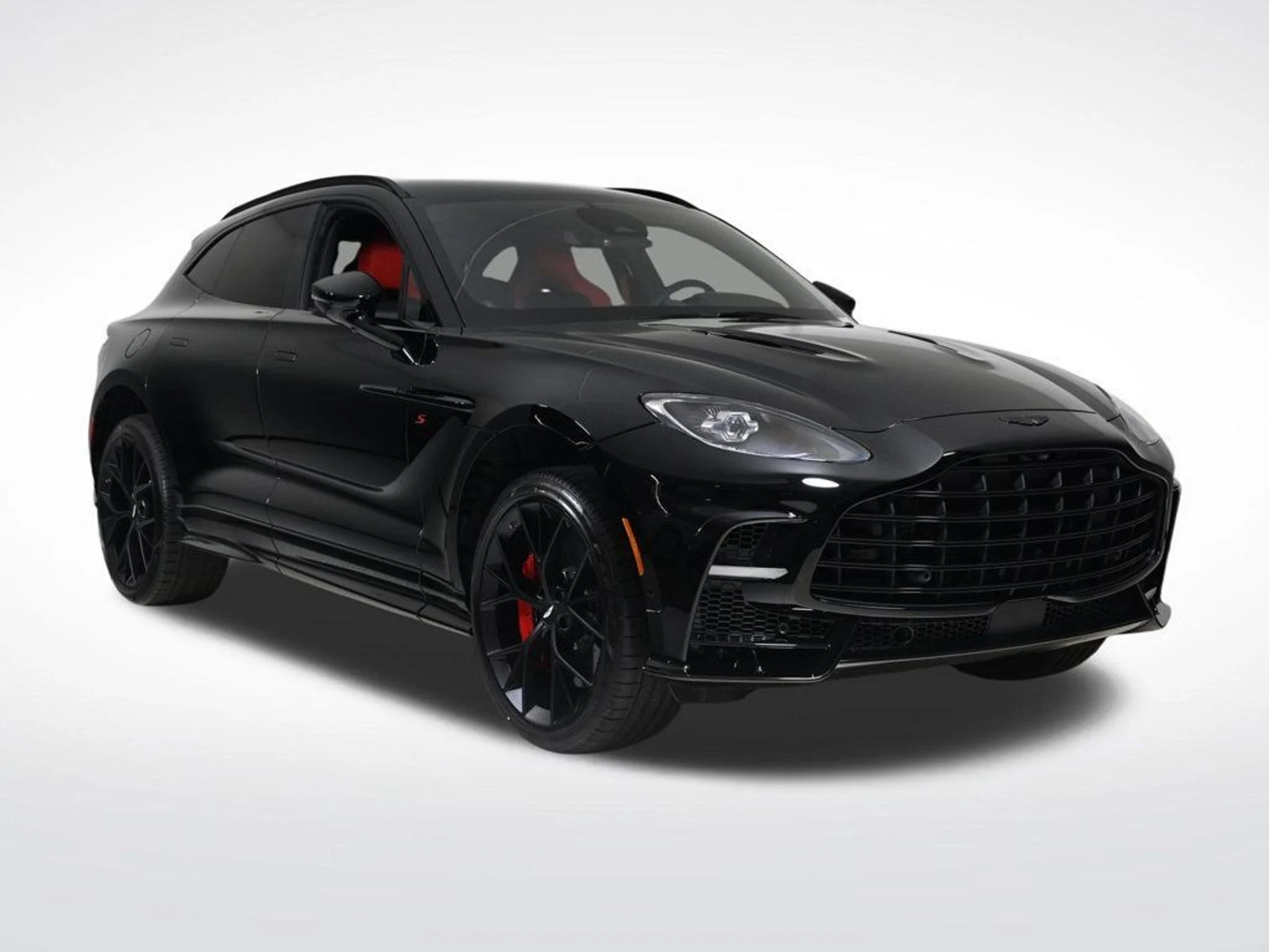 mph006_2678829024_new_2026_aston_martin_dbx_sawd_11350_22961670_7_1024_45a6977b52