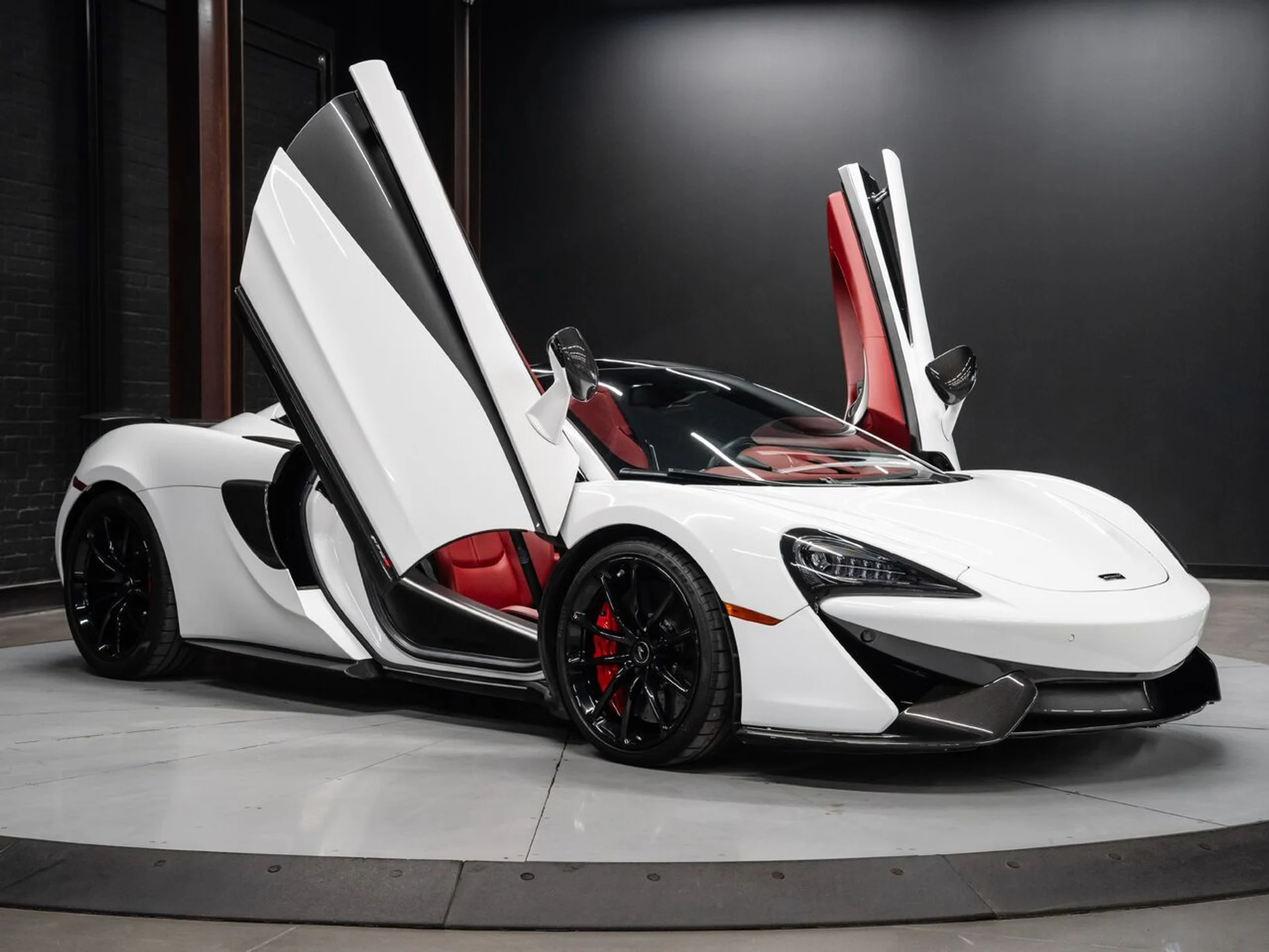 mph006_2683832319_mclaren_570s_2019_5e59d5ba0a