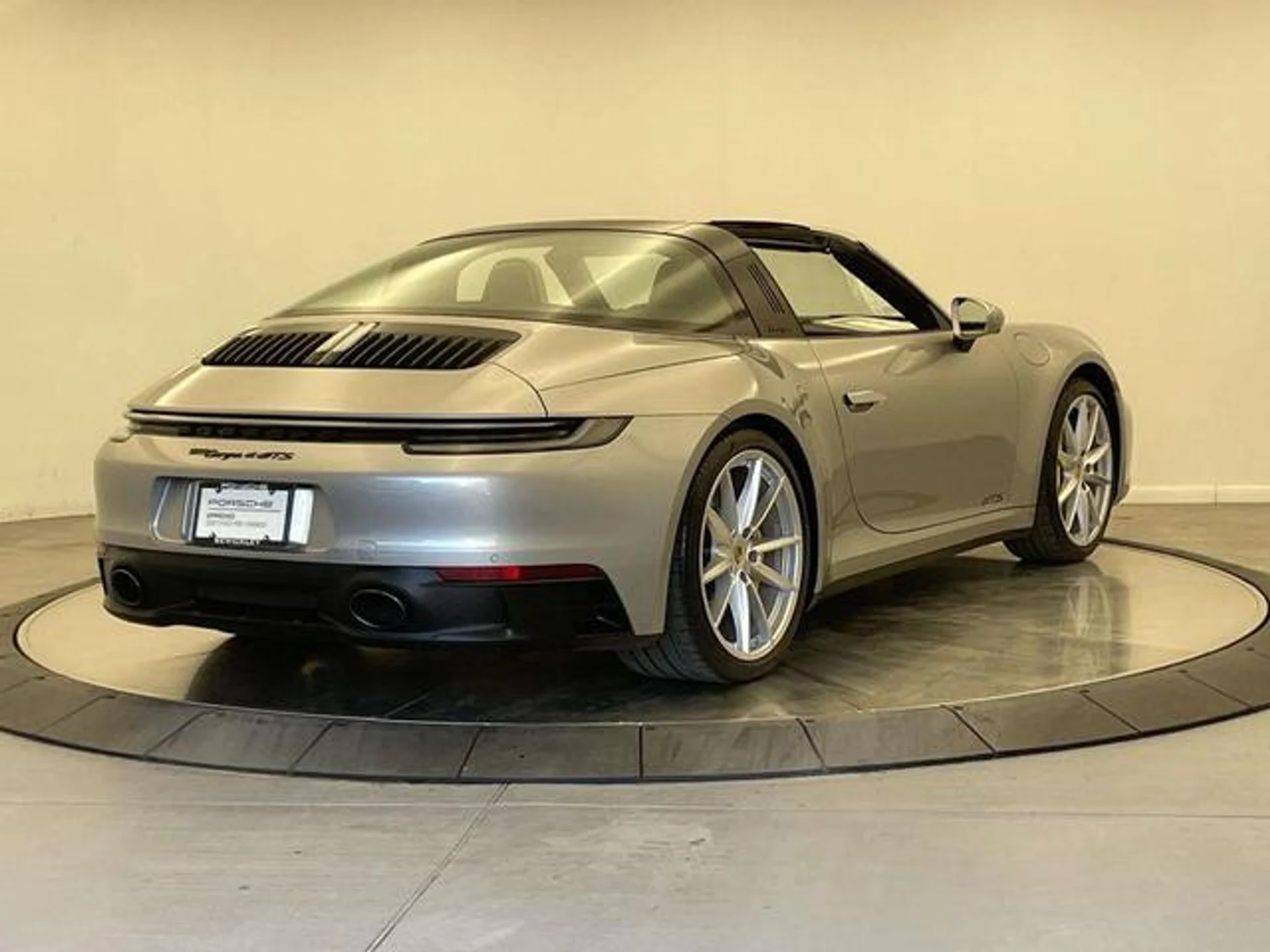 mph006_2684433927_2tt_P301_Vr_Dw_Fng_Z_Zf8xd_He_Y_Wb_Ws_75b735f2f2