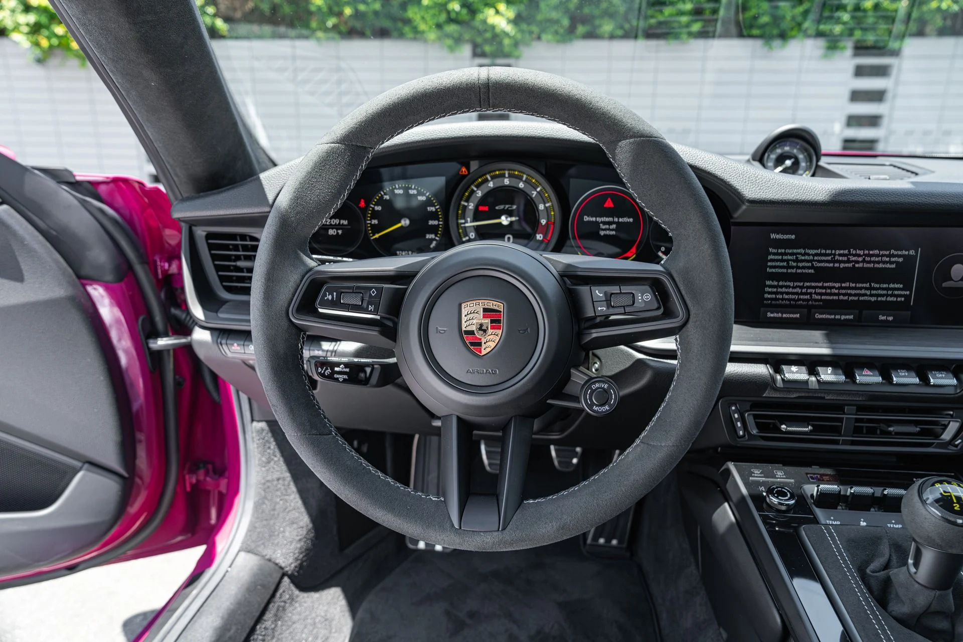 mph006_2687289620_Used_2024_Porsche_911_GT_3_1753158558_59d92aa761
