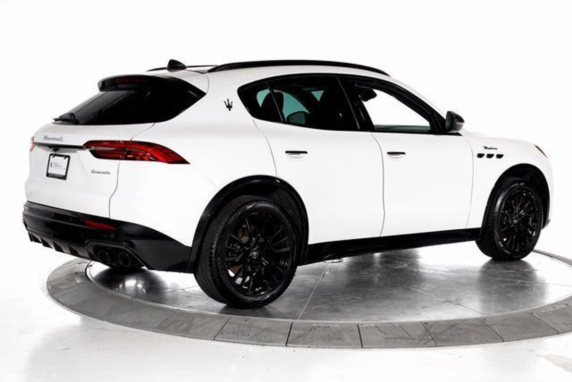 mph006_2693835297_d7738d8b5aff5563f2c8648d7e549090x_bf91fef1e1