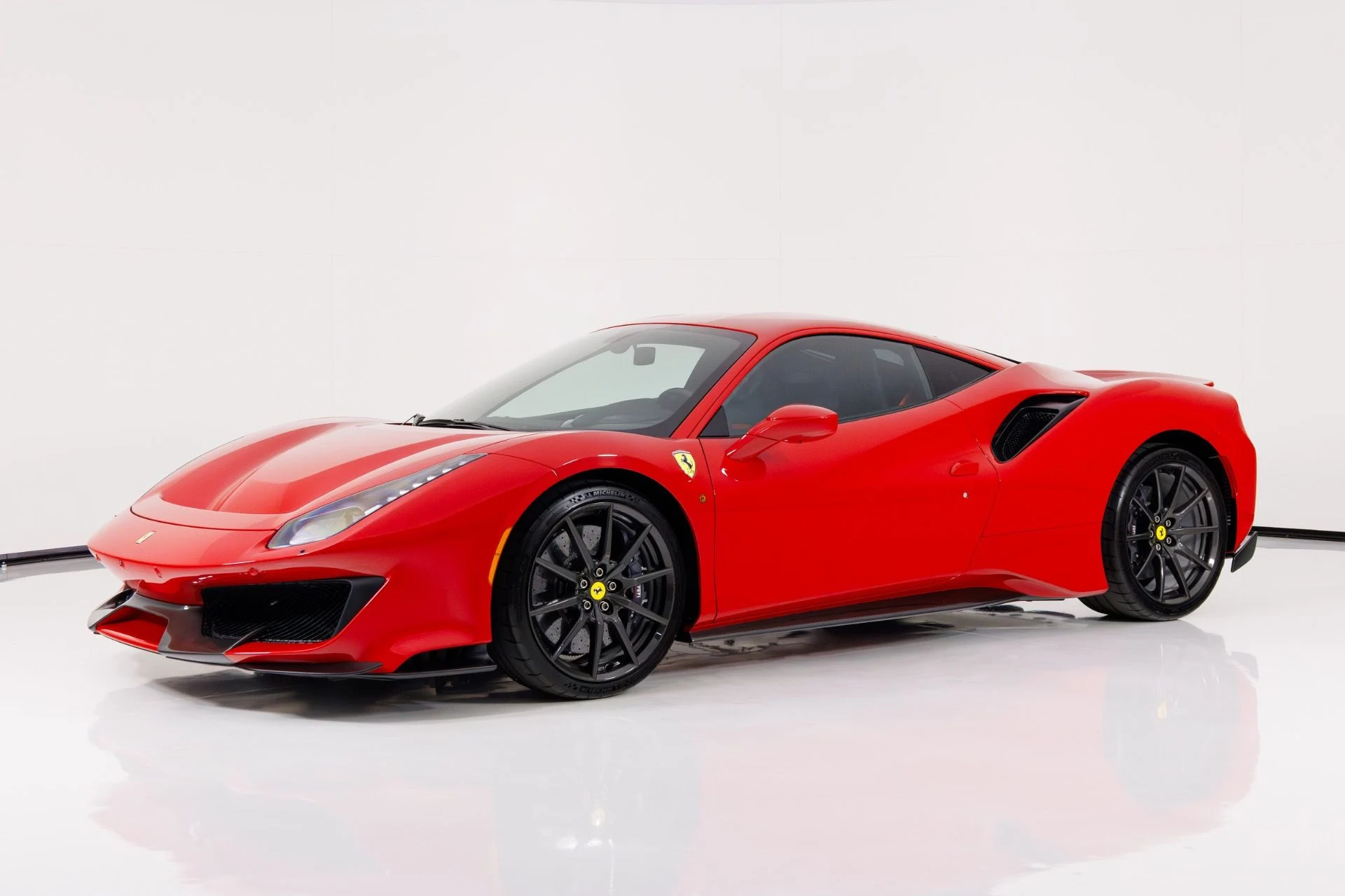mph006_269417576_Used_2019_Ferrari_488_Pista_1771977491_a3f9ea1705