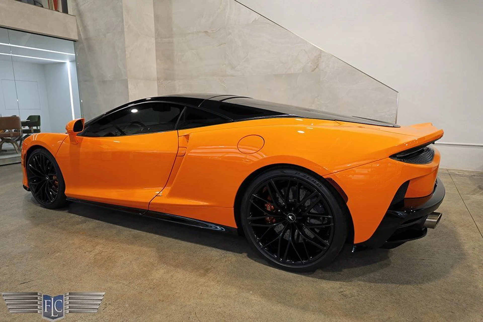 mph006_2694662484_used_2022_mclaren_gt_coupe_9689_22975124_7_1024_5d30bca987