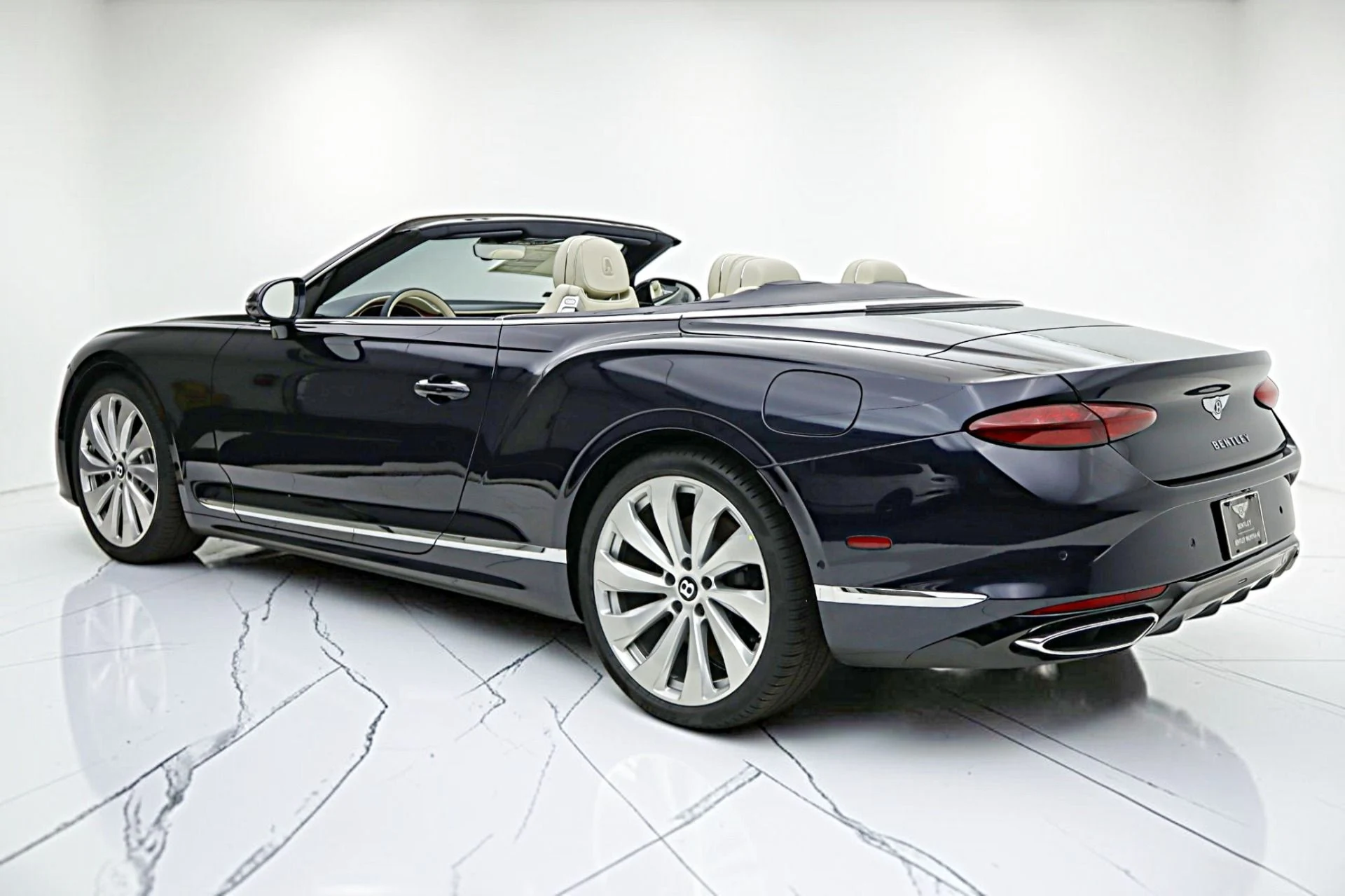 mph006_2696816143_New_2026_Bentley_Continental_GTC_afd26b8a5e