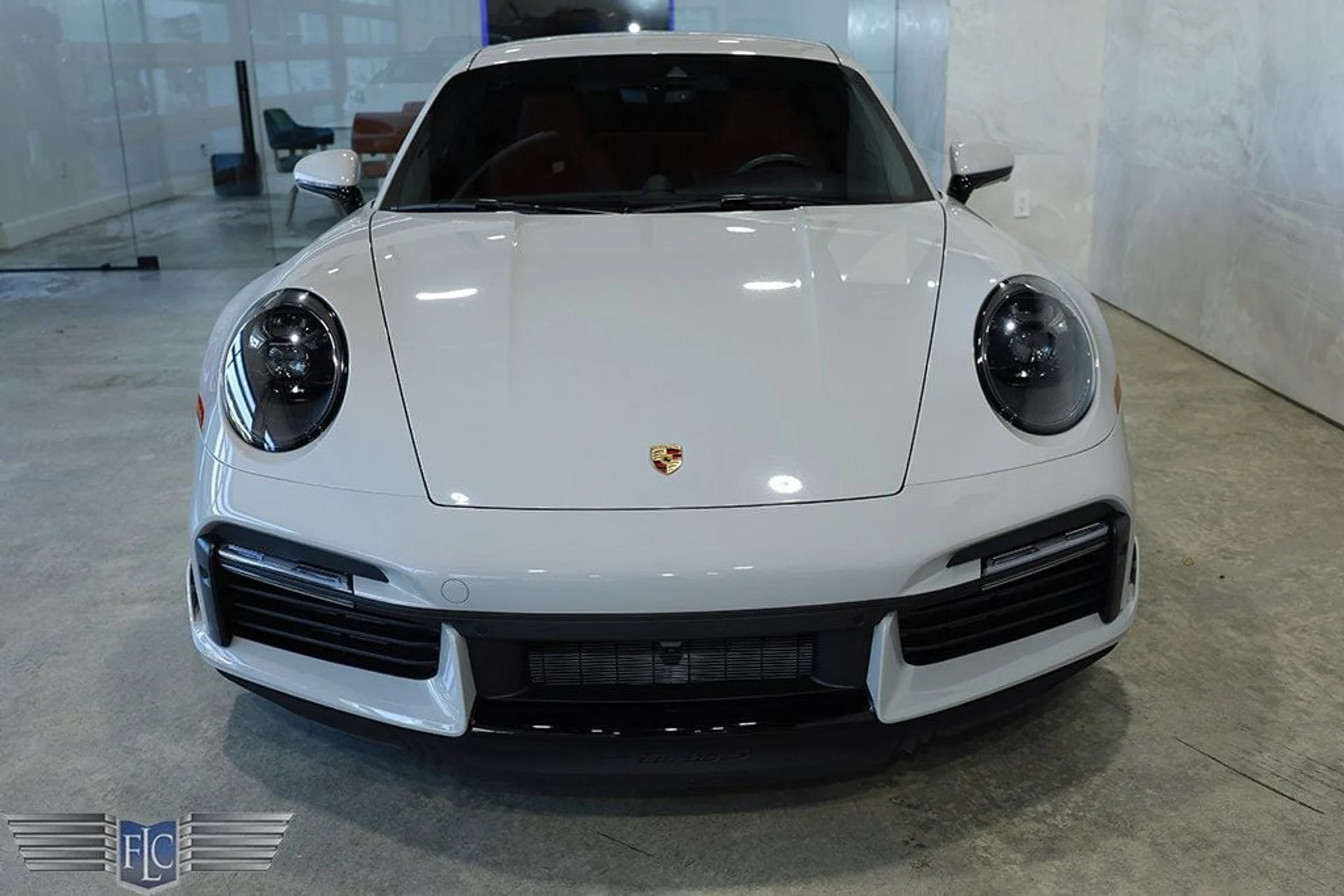mph006_2697411684_used_2024_porsche_911_turboscoupe_9689_22892492_7_1024_f7424f8354